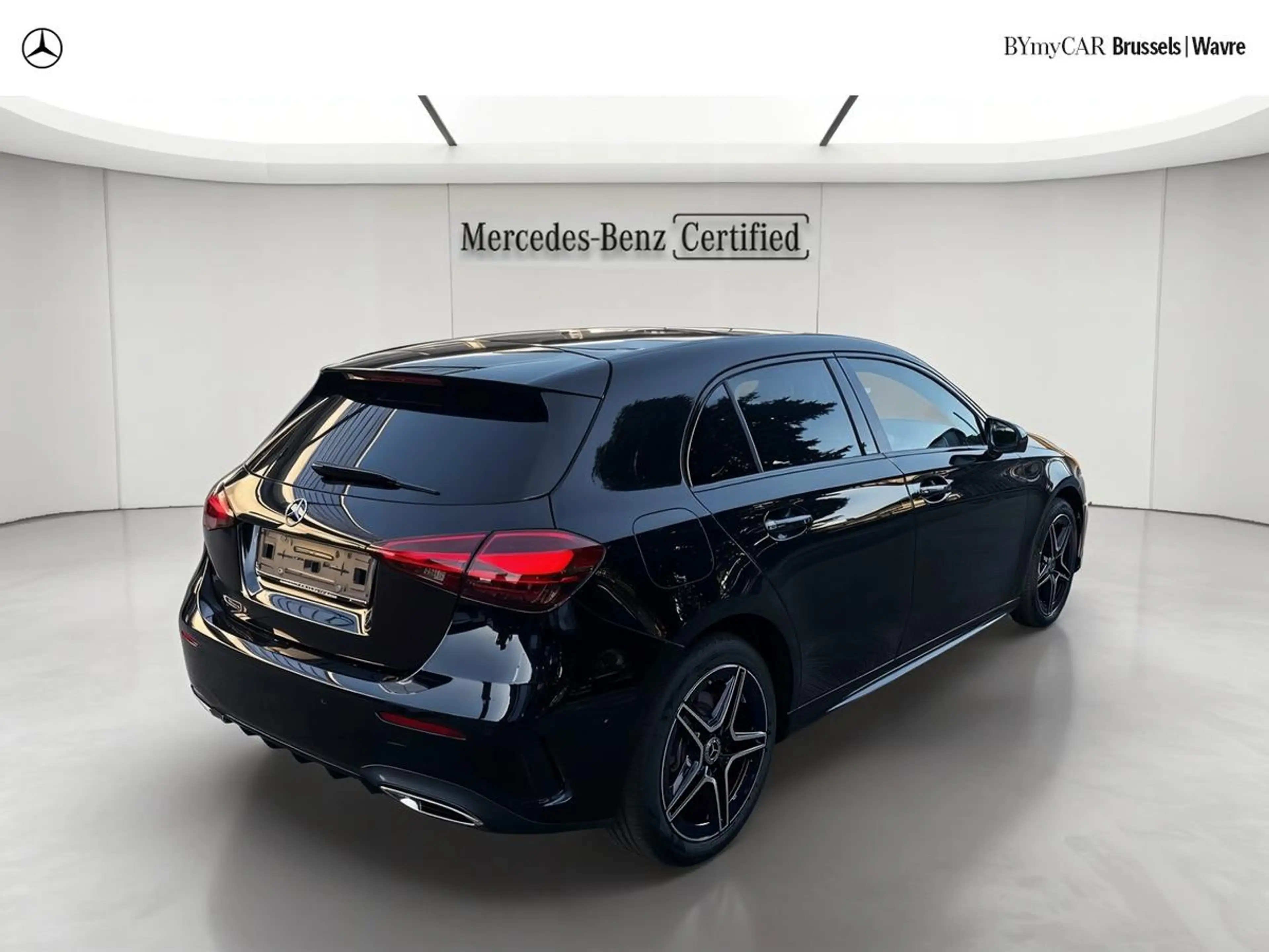 Mercedes-Benz A 250 A e AMG Line — photo 3