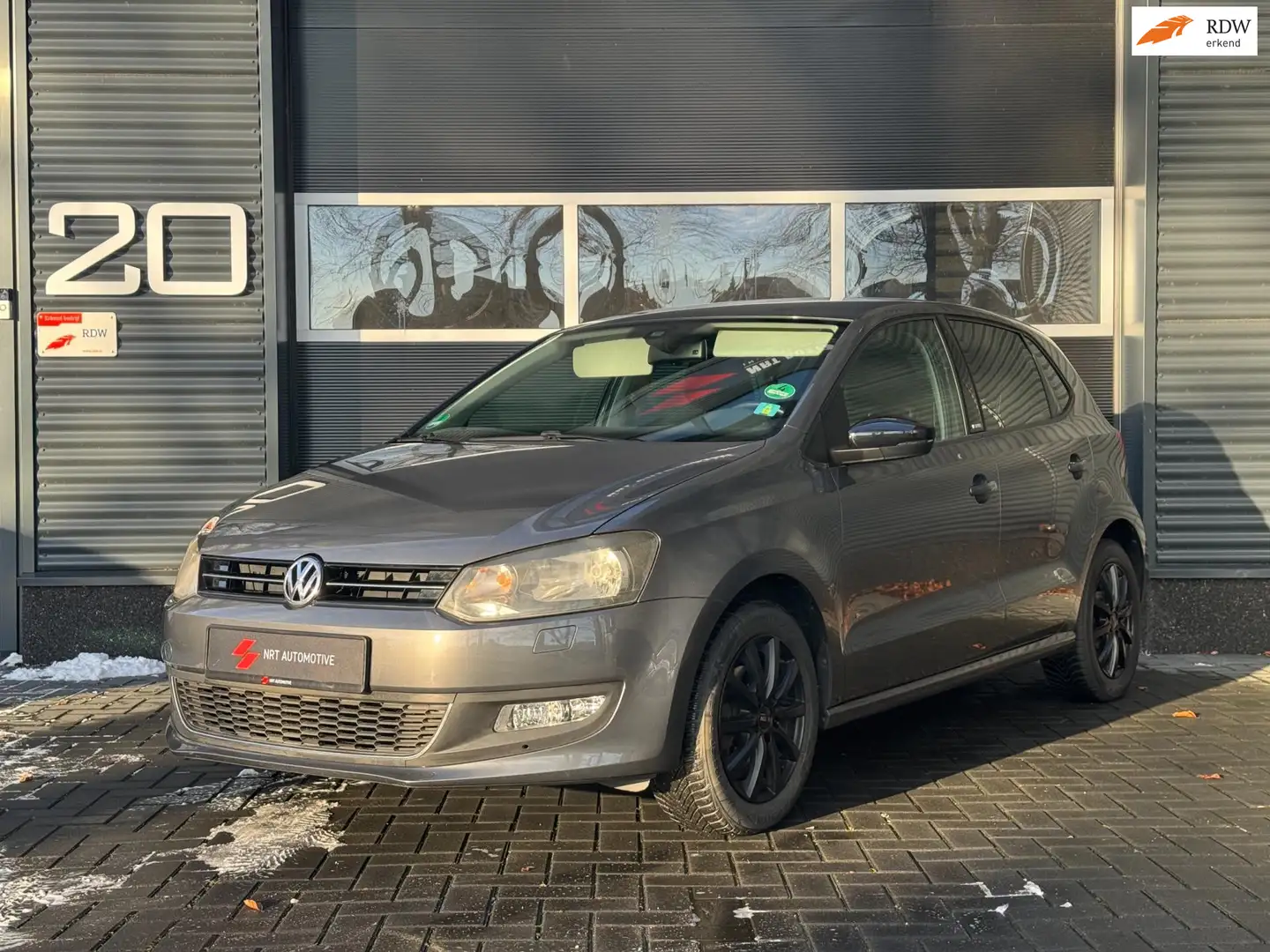 Volkswagen Polo 1.2 Easyline | CRUISE | STOELVERW | PDC | CARPLAY Gris - 1