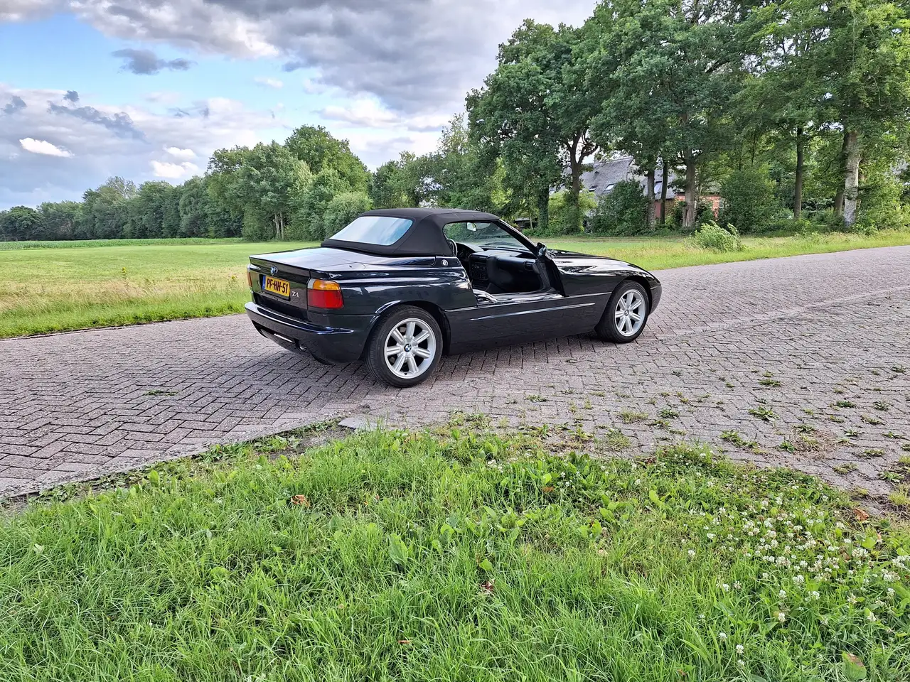 BMW Z1 2.5i 6-cyl. traumschwarz 139000 km, foto 4
