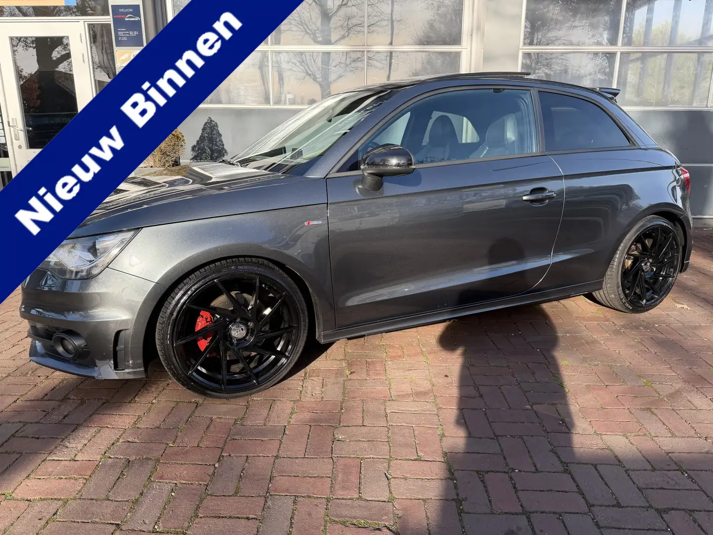 Audi A1 1.4 TFSI S edition Leer | Navi | 18” Velgen | | Au Gris - 1