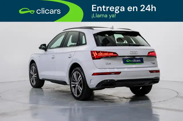 Audi Q5 view 9