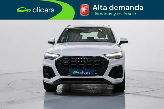 Audi Q5 view 2