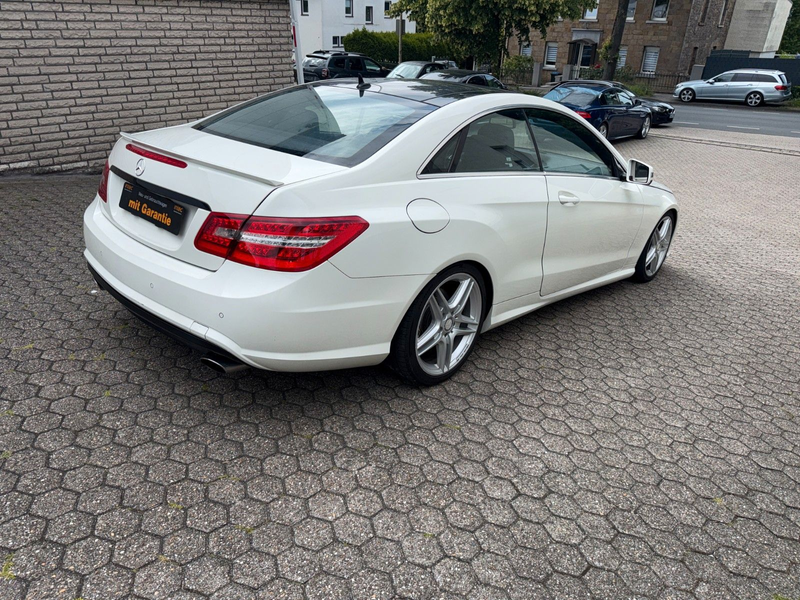 Mercedes-Benz E 350 E Coupe   AMG SPORT PAKET — photo 11