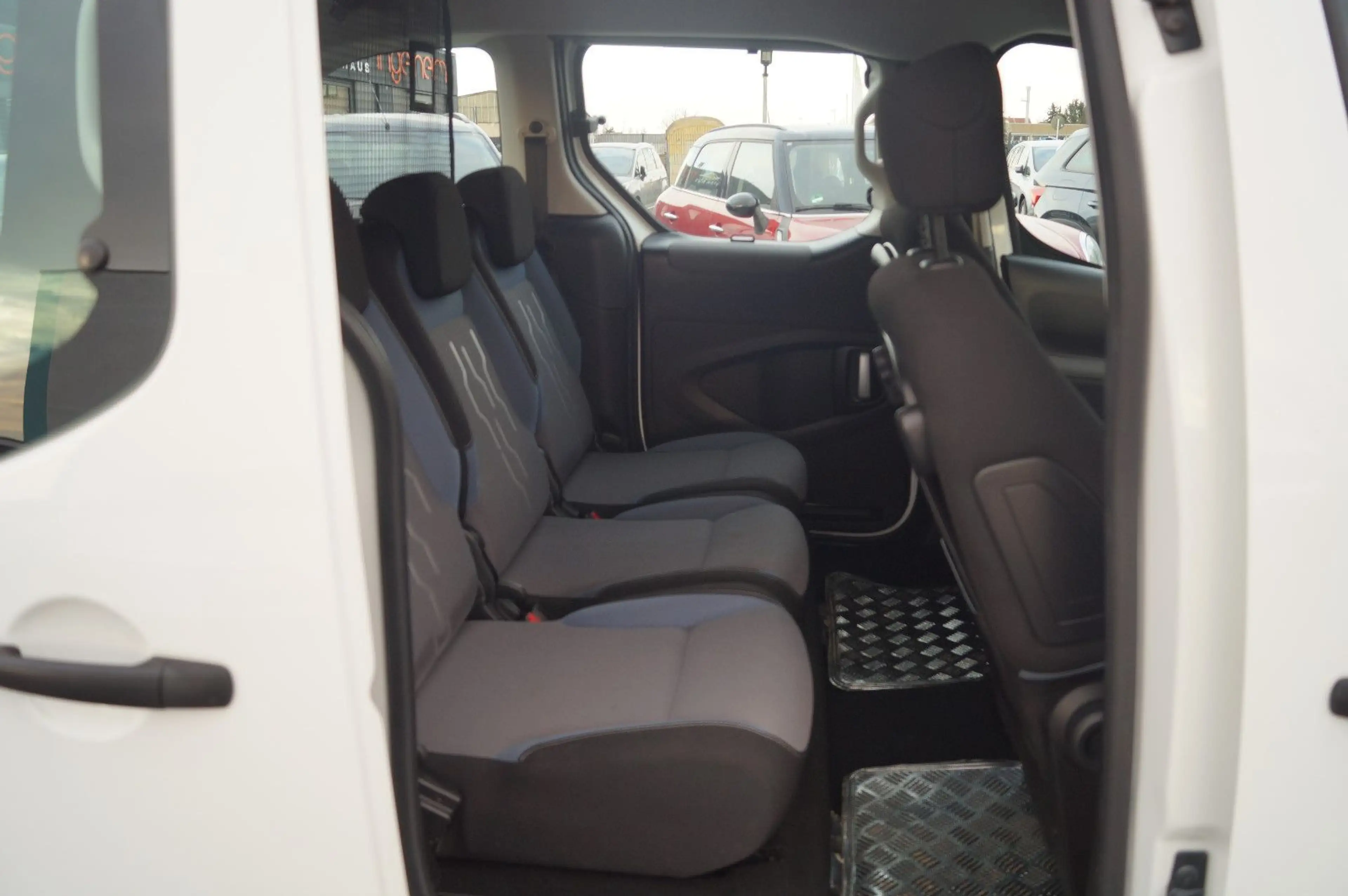 Peugeot Partner Active Klima PDC — photo 11