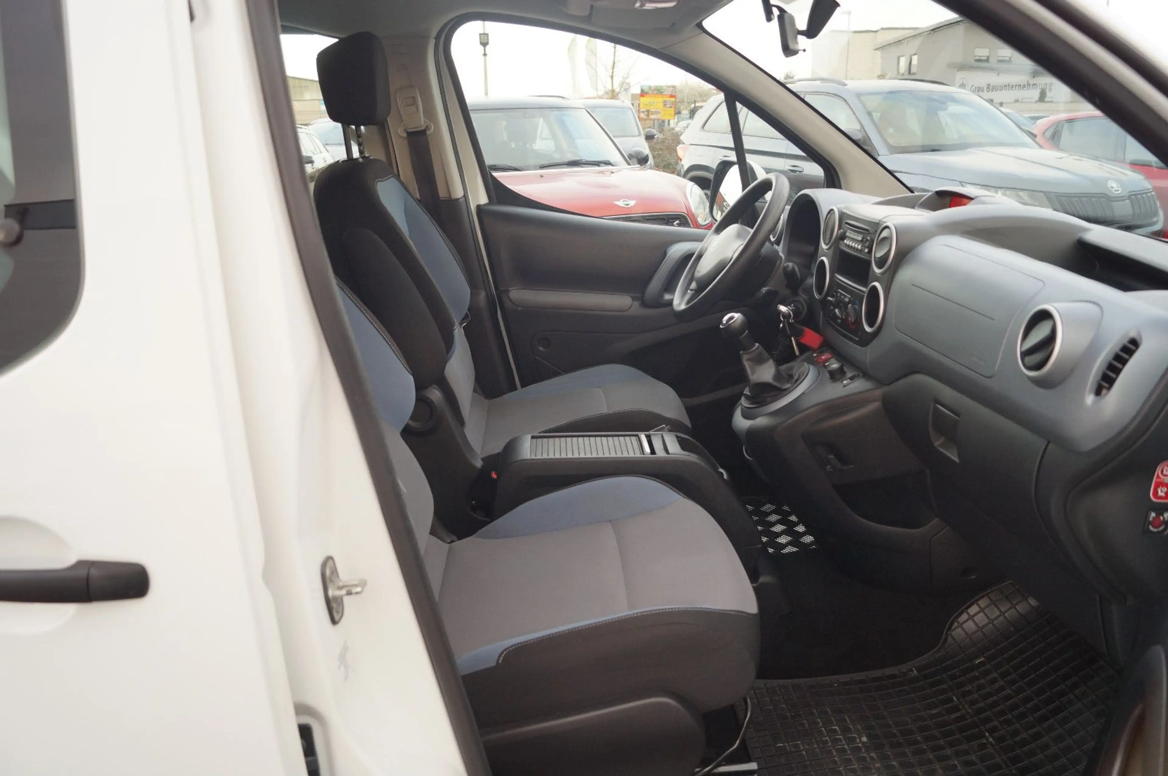 Peugeot Partner Active Klima PDC — photo 10