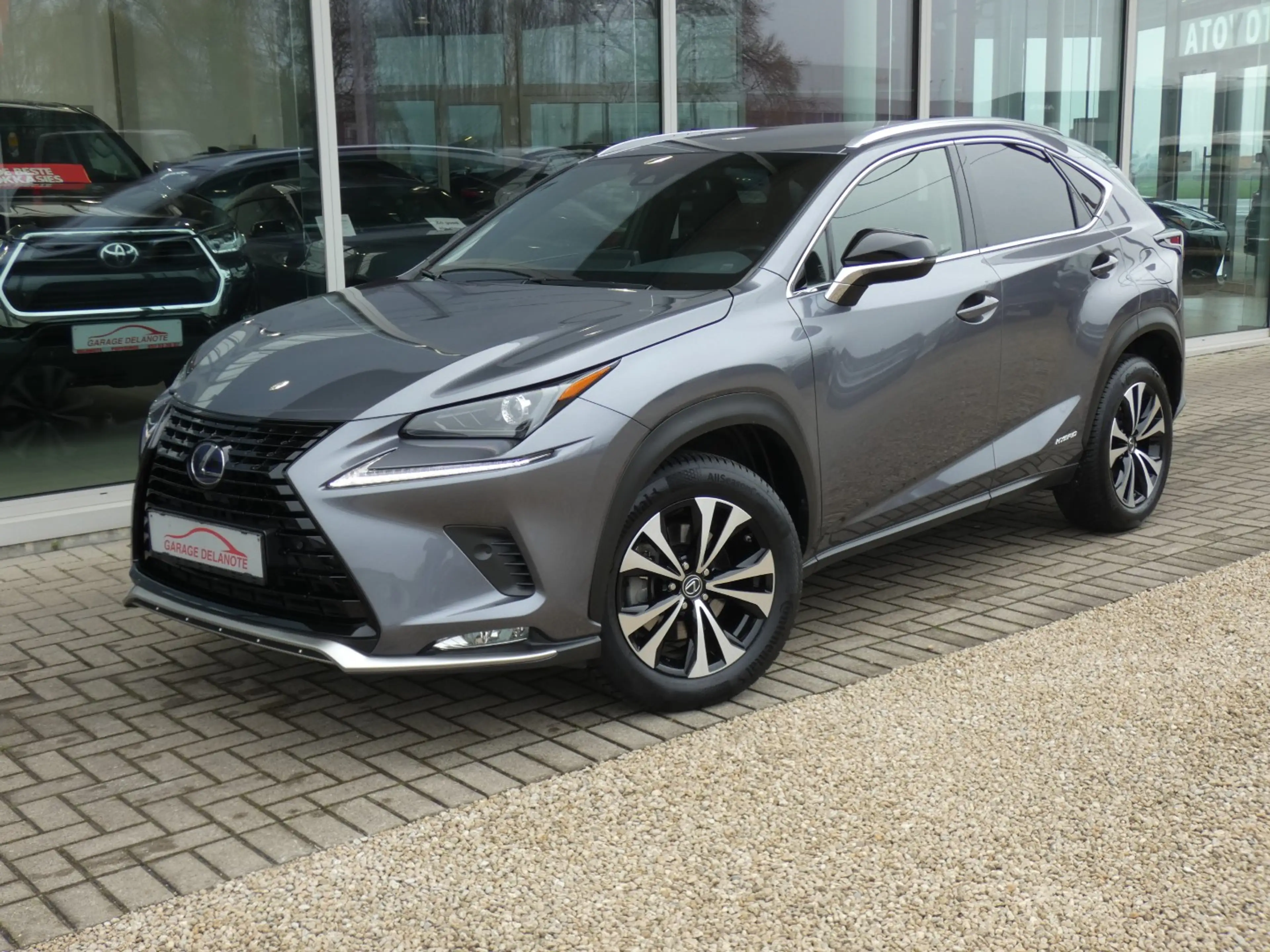 Lexus NX 300h Hybrid AWD BLACK LINE +LEDER +TREKHAAK +DODEHOEK — photo 3