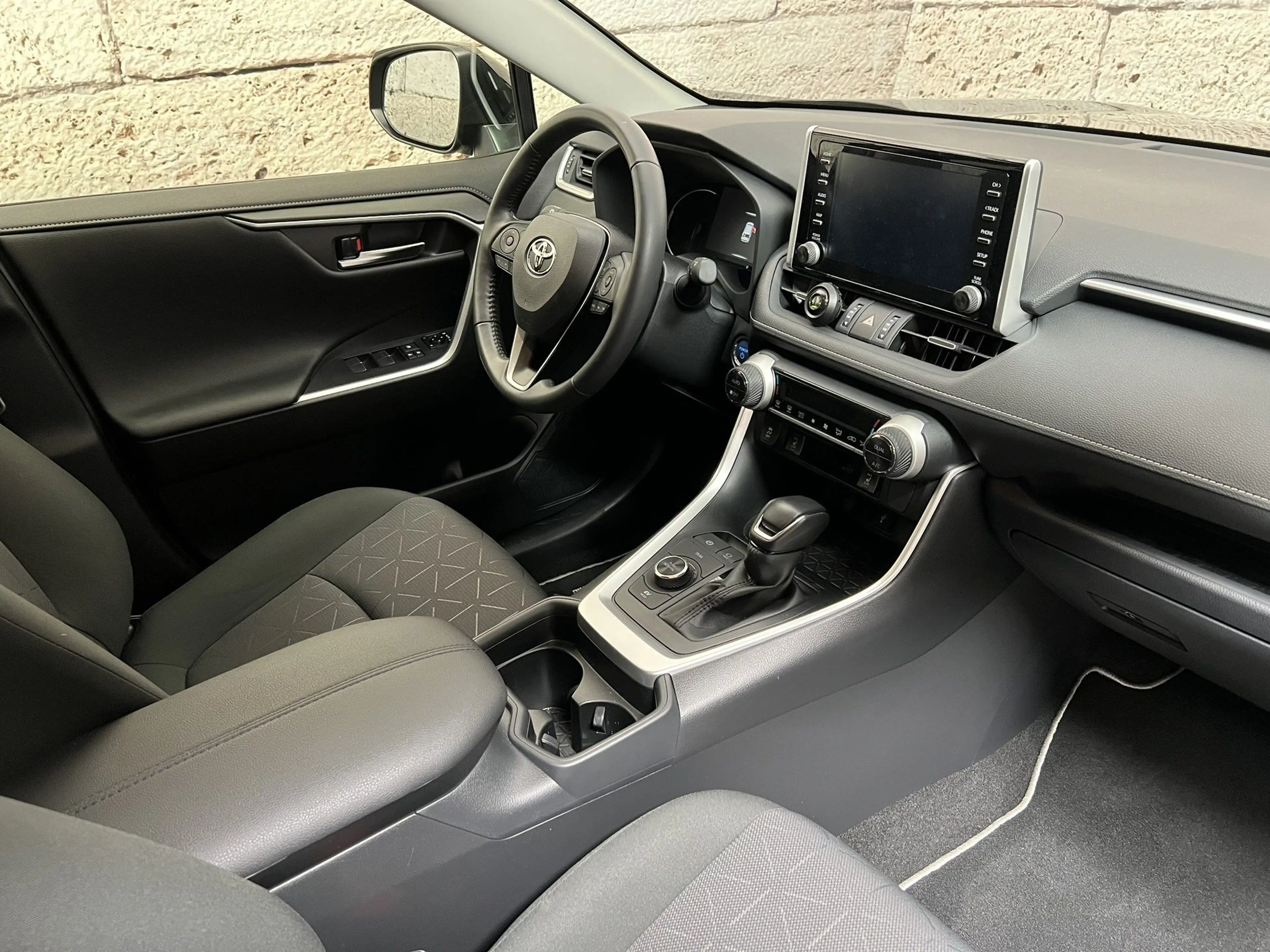 Toyota RAV 4 RAV4 2,5 Hybrid 4x4 Active + Winterpaket — photo 5