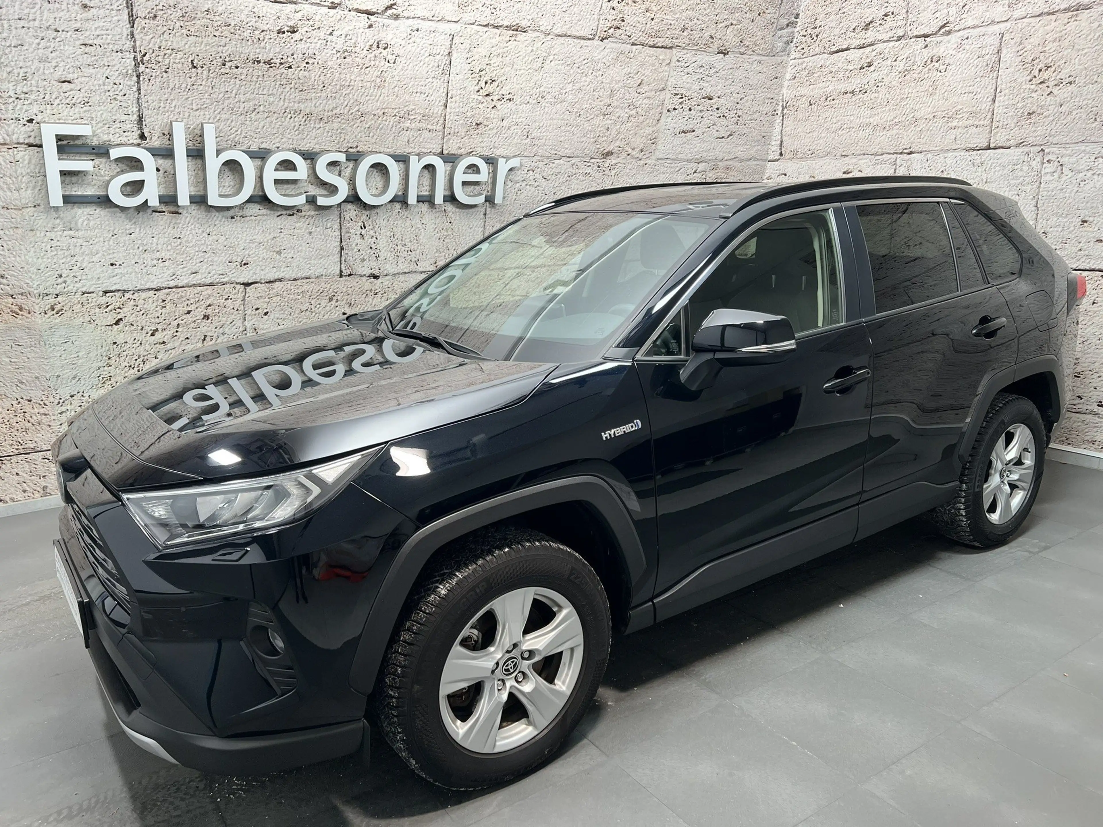 Toyota RAV 4 RAV4 2,5 Hybrid 4x4 Active + Winterpaket — photo 2