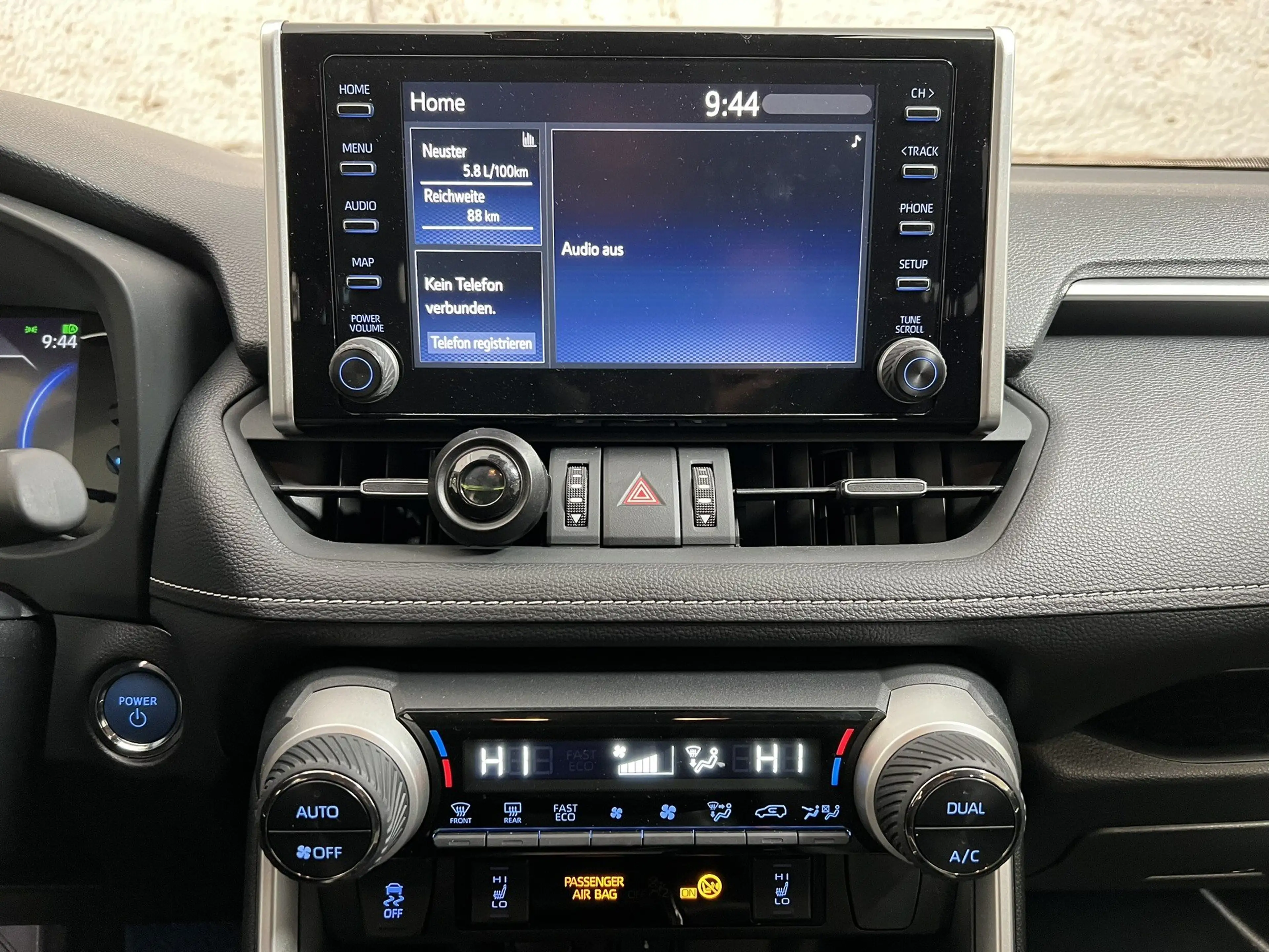 Toyota RAV 4 RAV4 2,5 Hybrid 4x4 Active + Winterpaket — photo 8