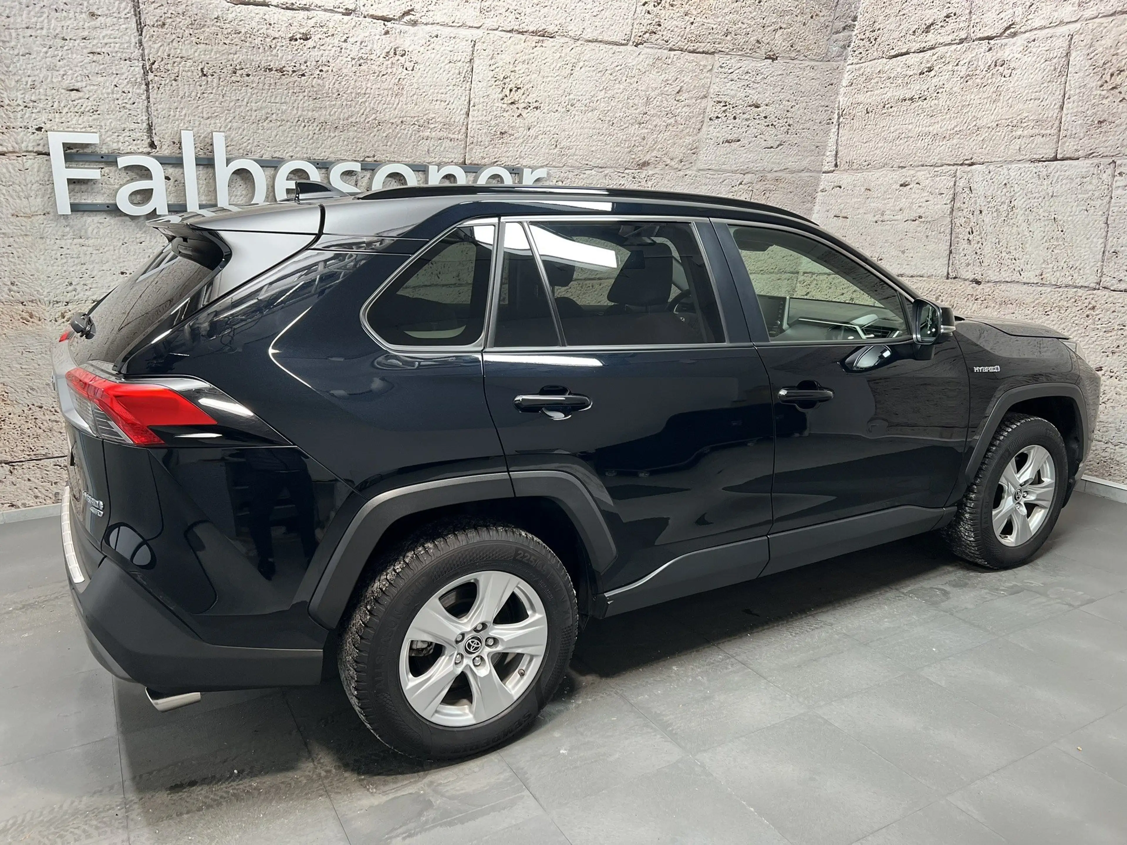 Toyota RAV 4 RAV4 2,5 Hybrid 4x4 Active + Winterpaket — photo 4