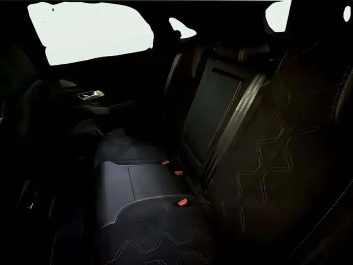 DS 7 Crossback 2023, foto 30