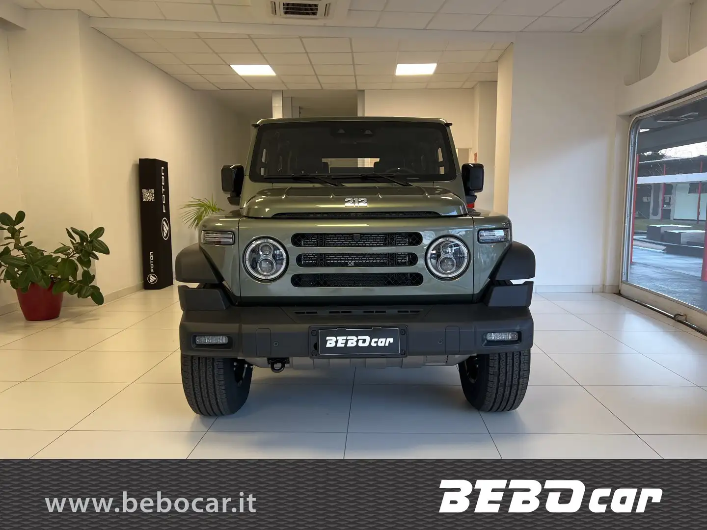 EMC 212 212 2.0 TGDI 8AT 4WD Adventurer Grün - 2