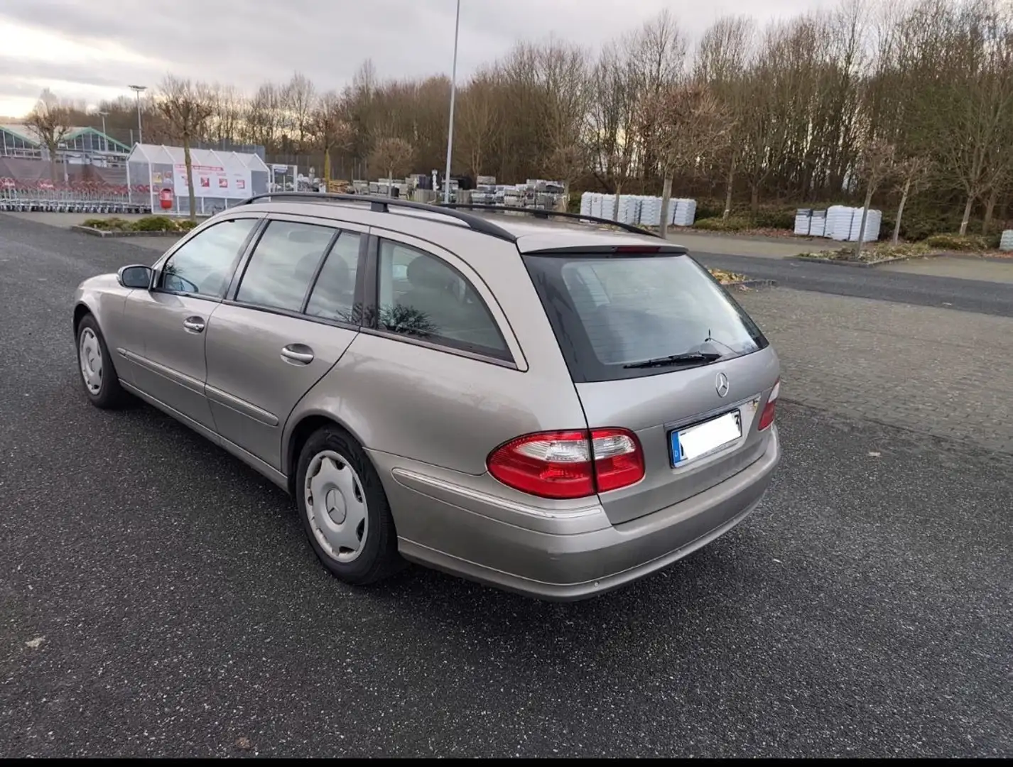 Mercedes-Benz 220 Beige - 1