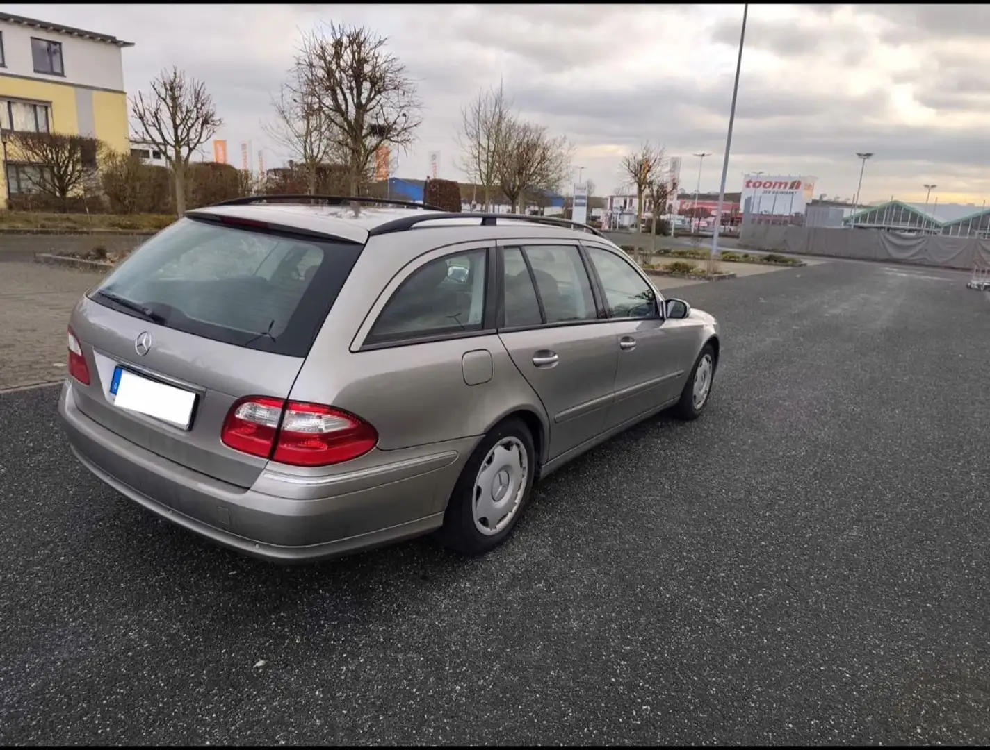 Mercedes-Benz 220 Beige - 2
