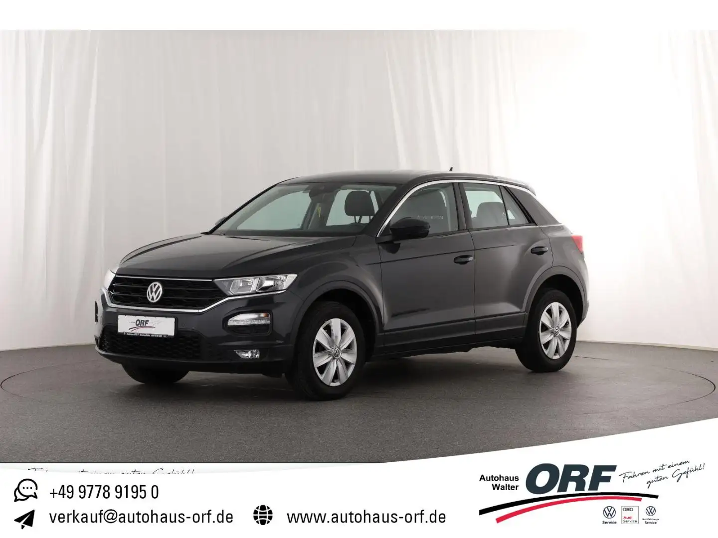 Volkswagen T-Roc 1.5 TSI NAVI APP PDC ACC NSW KLIMA ISOFIX Grau - 1