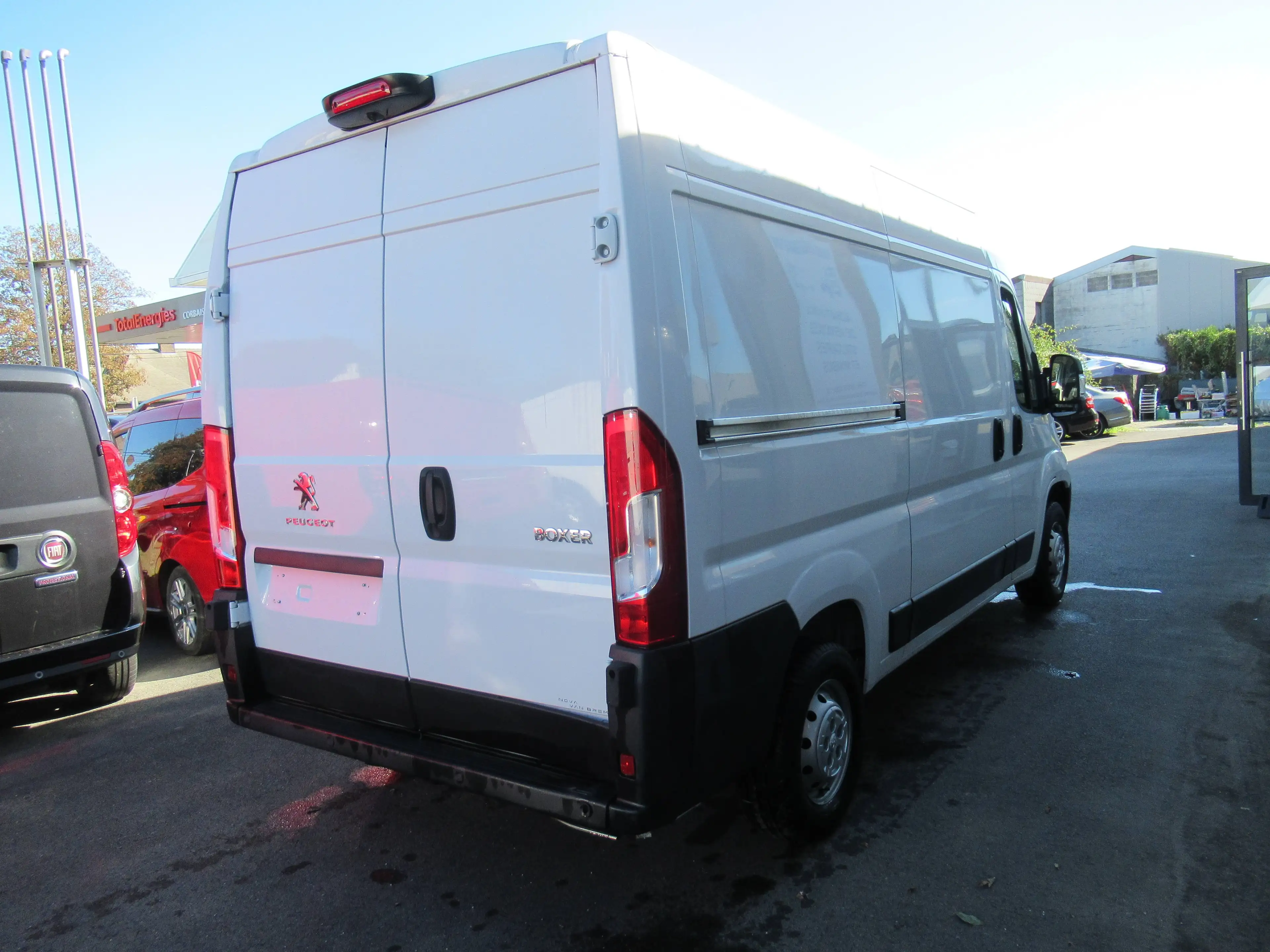 Peugeot Boxer Boxer 2.2 BlueHDi L2H2 S/S 17500€+tva /btw — photo 2