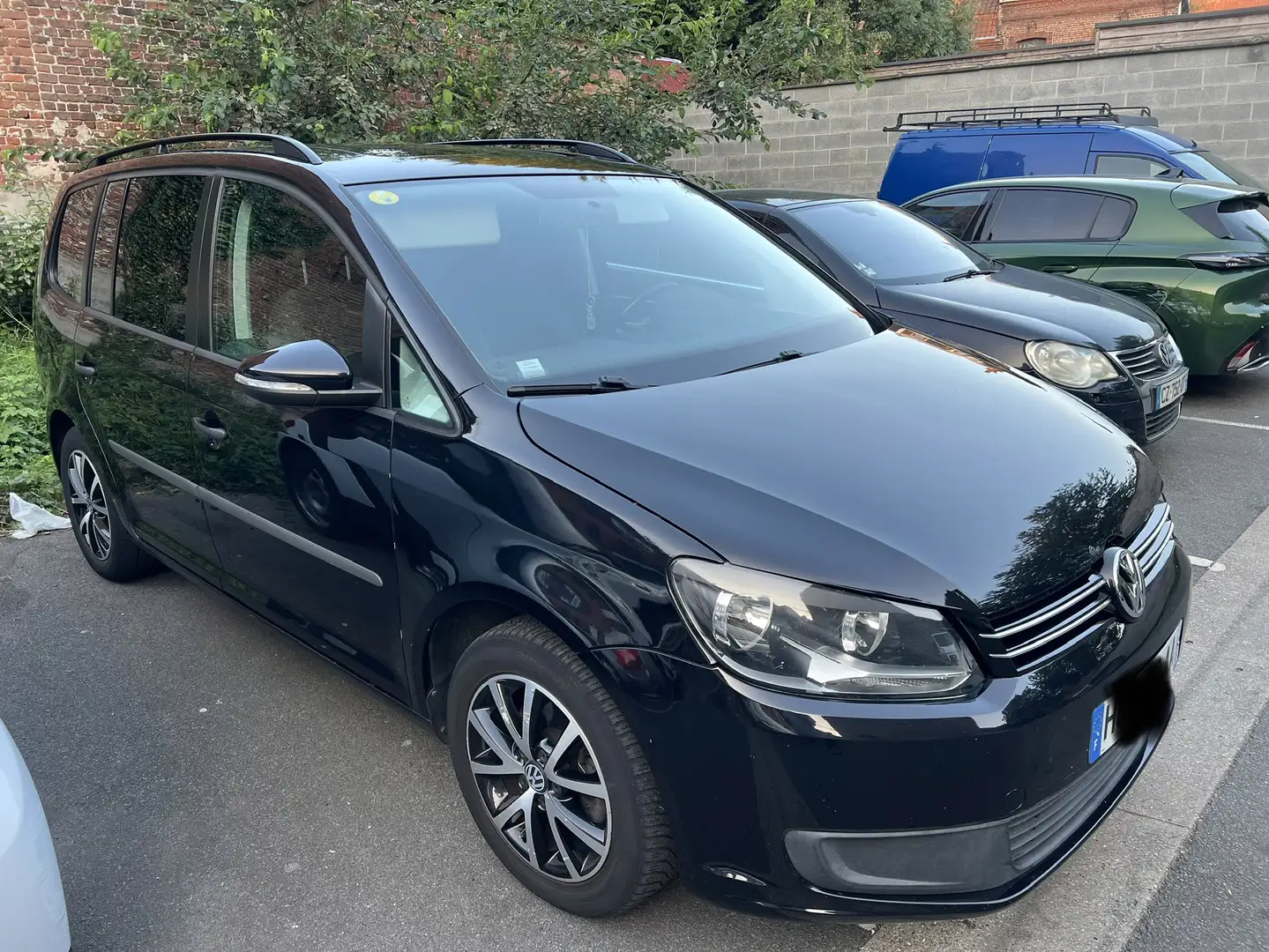Volkswagen Touran 1.6 TDI DPF Comfortline - 1