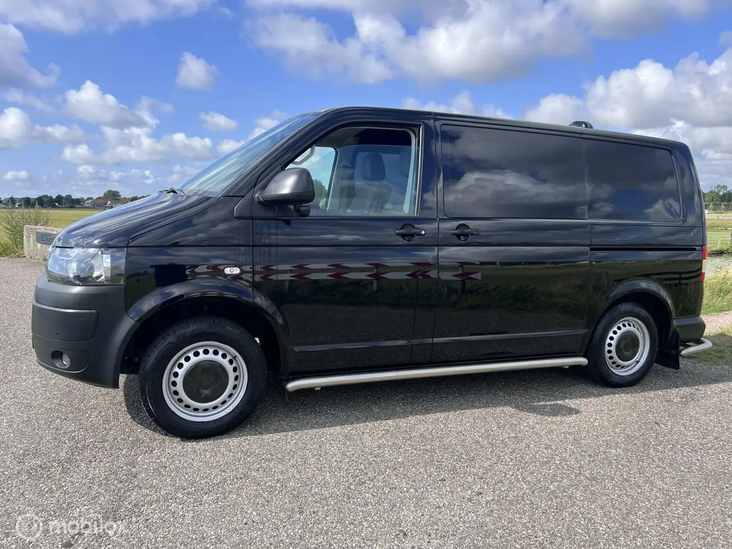 Volkswagen T5 Transporter 2.0 TDI 103 KW Marge honden met airco Zwart - 2