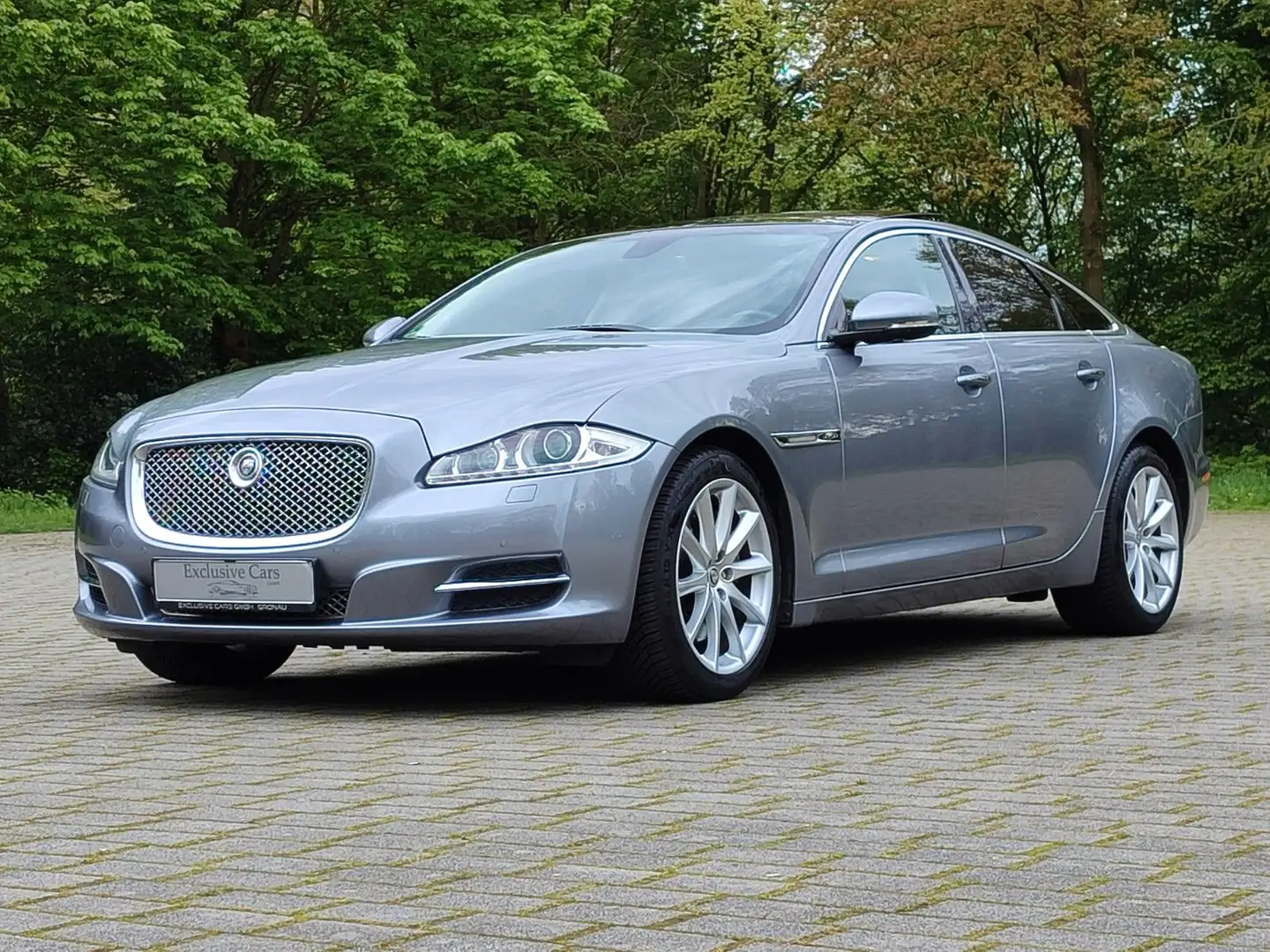 Jaguar XJ Premium Luxury | PANO | SITZKÜHLUNG | MEMORY| Gris - 1