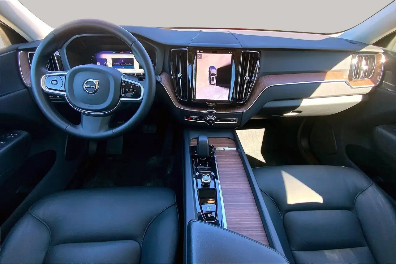 Volvo XC60 снимка Volvo XC60