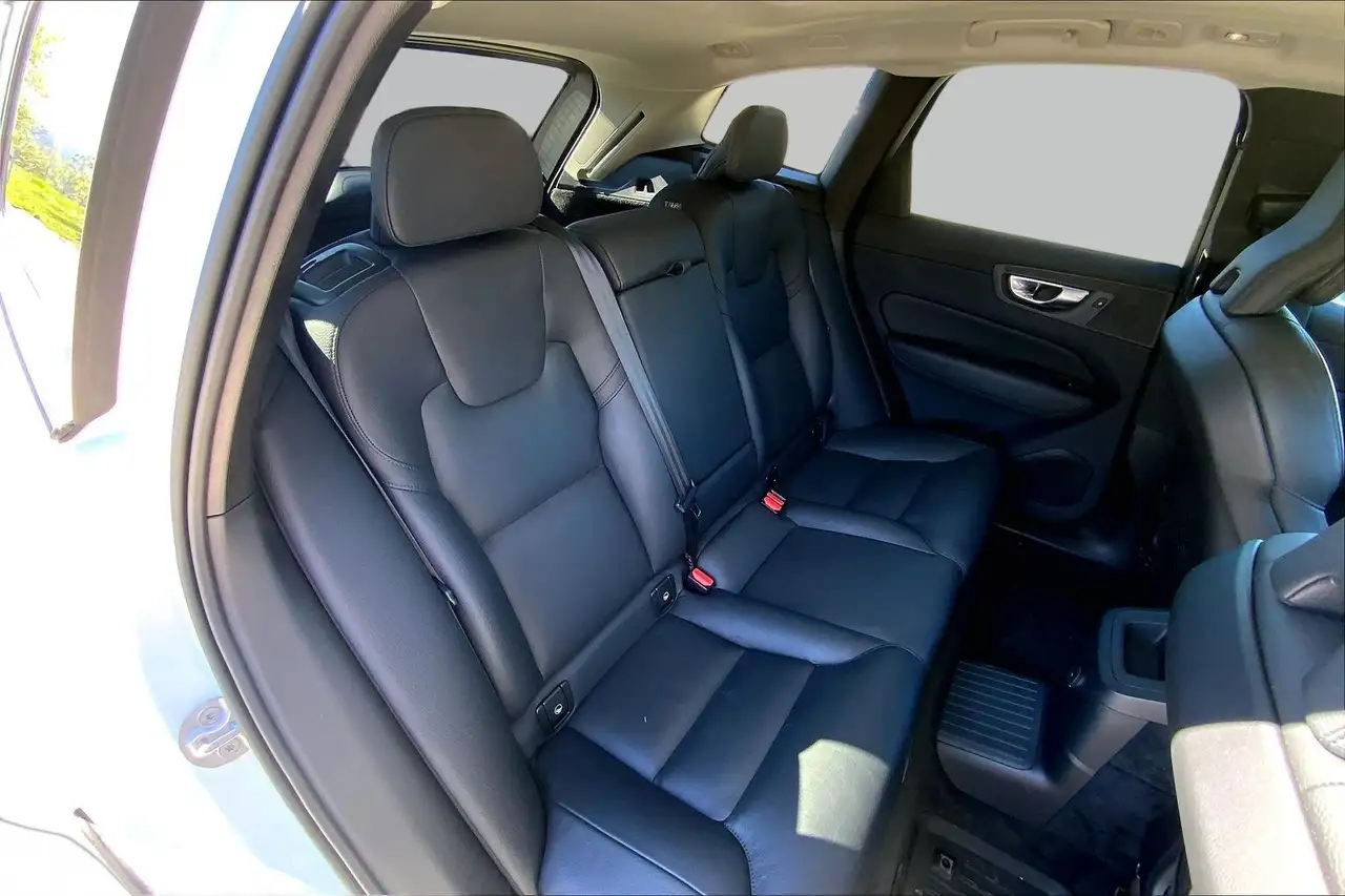 Volvo XC60 снимка Volvo XC60