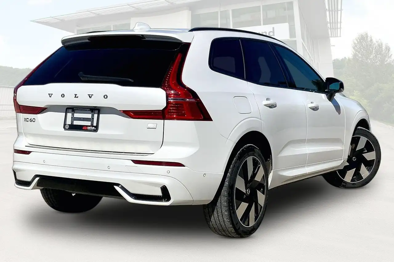 Volvo XC60 снимка Volvo XC60