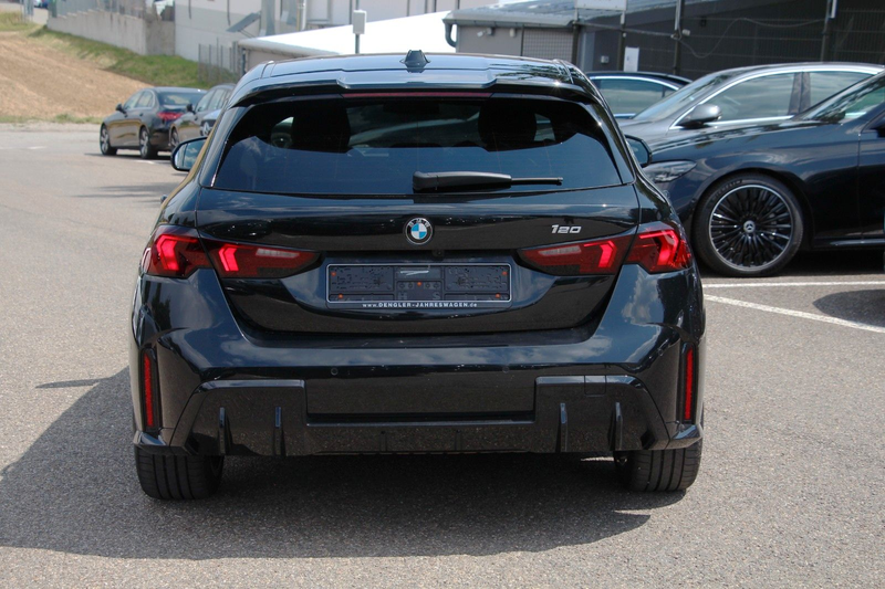 BMW 120 DRIVING ASSIST+*360*HUD*MASSAGE M Sport Pro — photo 14