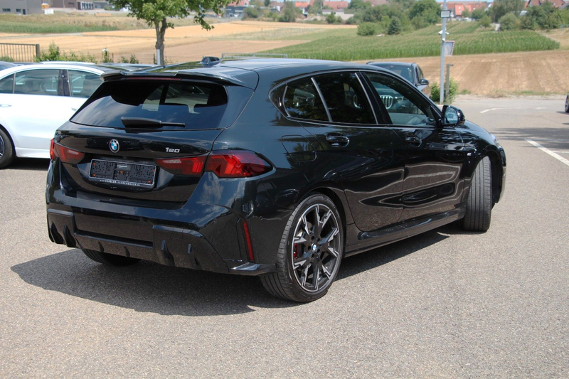 BMW 120 DRIVING ASSIST+*360*HUD*MASSAGE M Sport Pro — photo 15