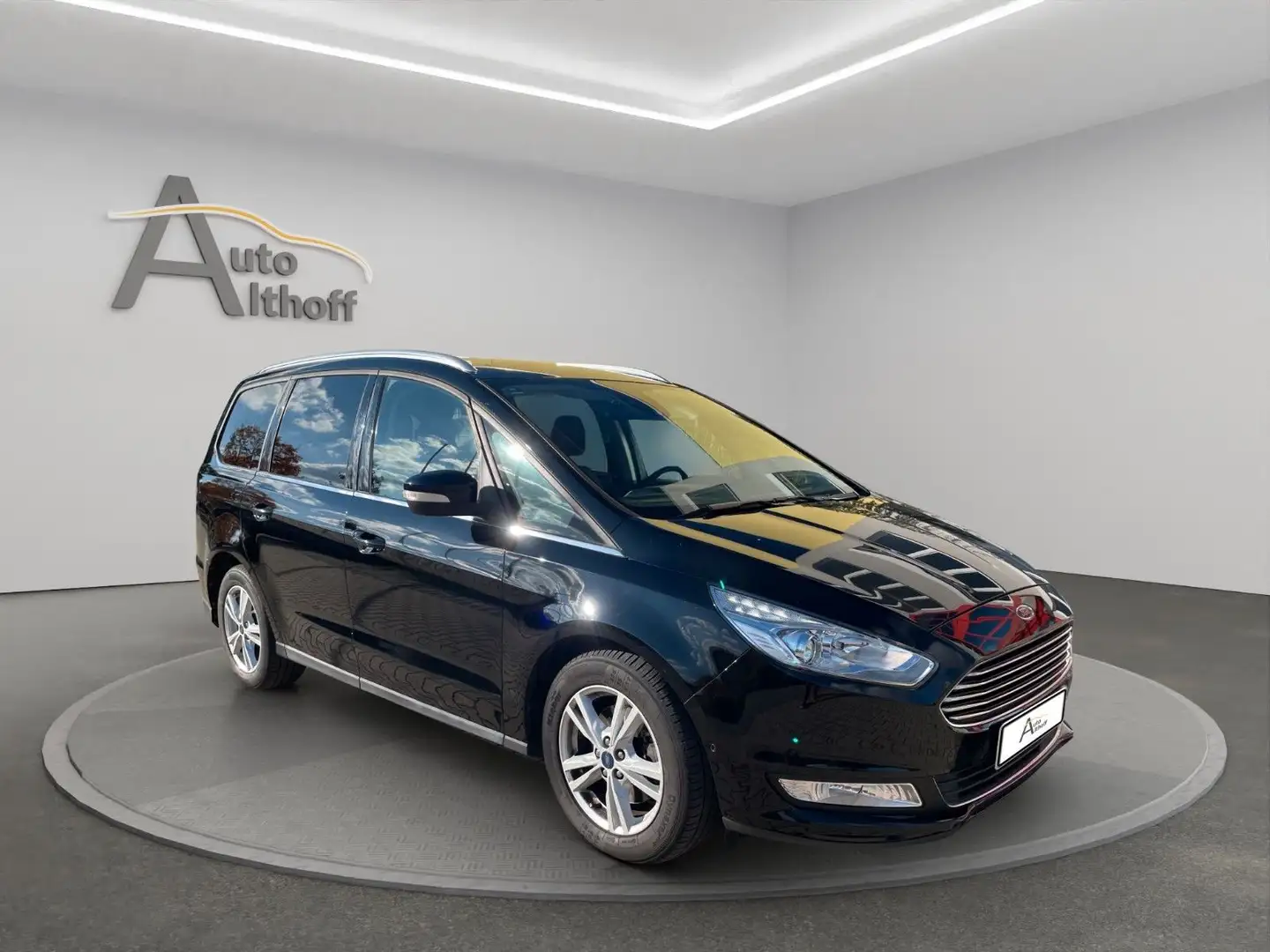 Ford Galaxy 1.5 EcoBoost Titanium AHK KAM SHZ PDC Schwarz - 1