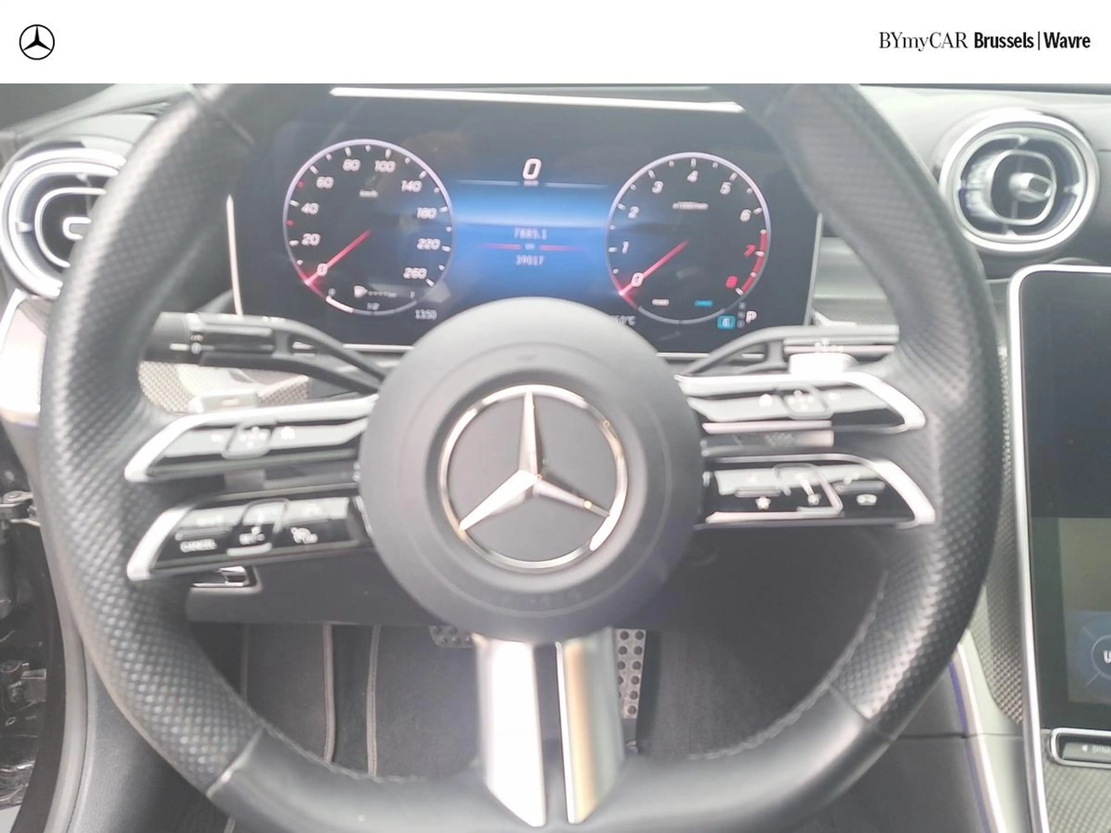 Mercedes-Benz C 180 Berline C AMG Line — photo 11