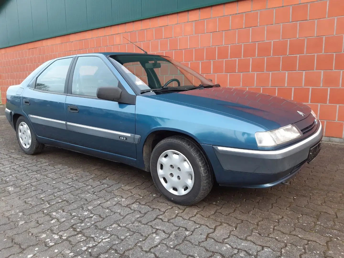 Citroen Xantia 1.9 Diesel Bleu - 1
