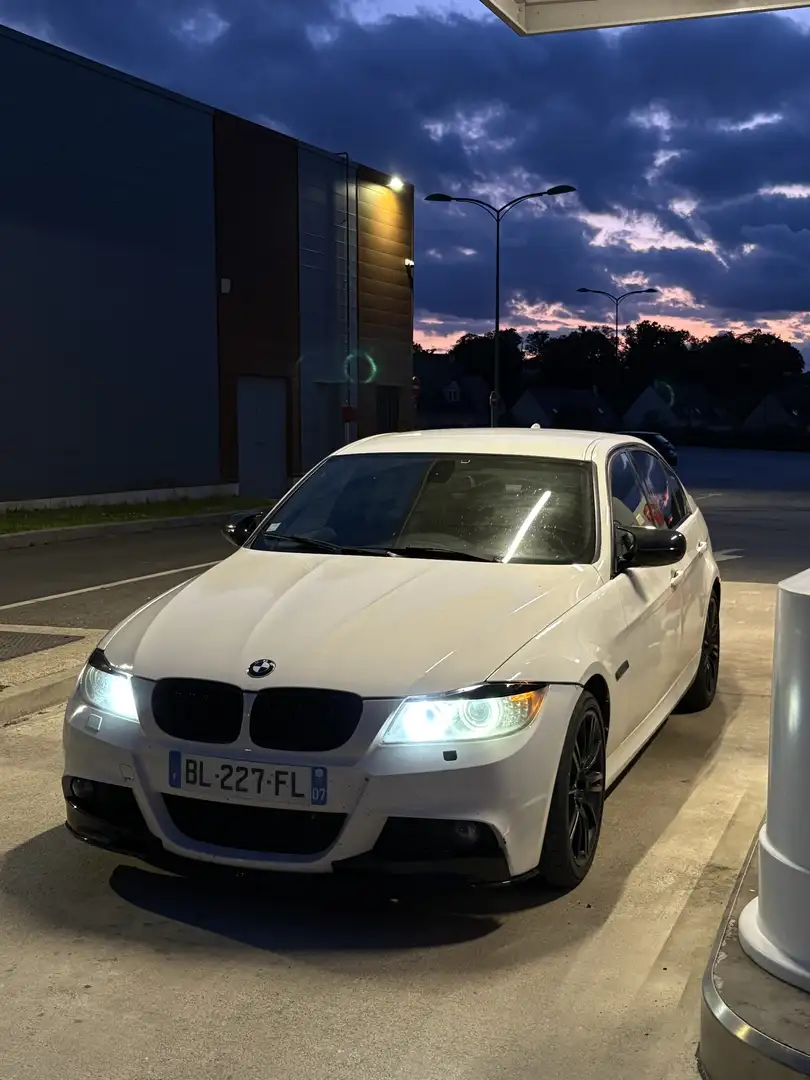 BMW 320 320d xDrive 184 ch Edition Sport A - 2