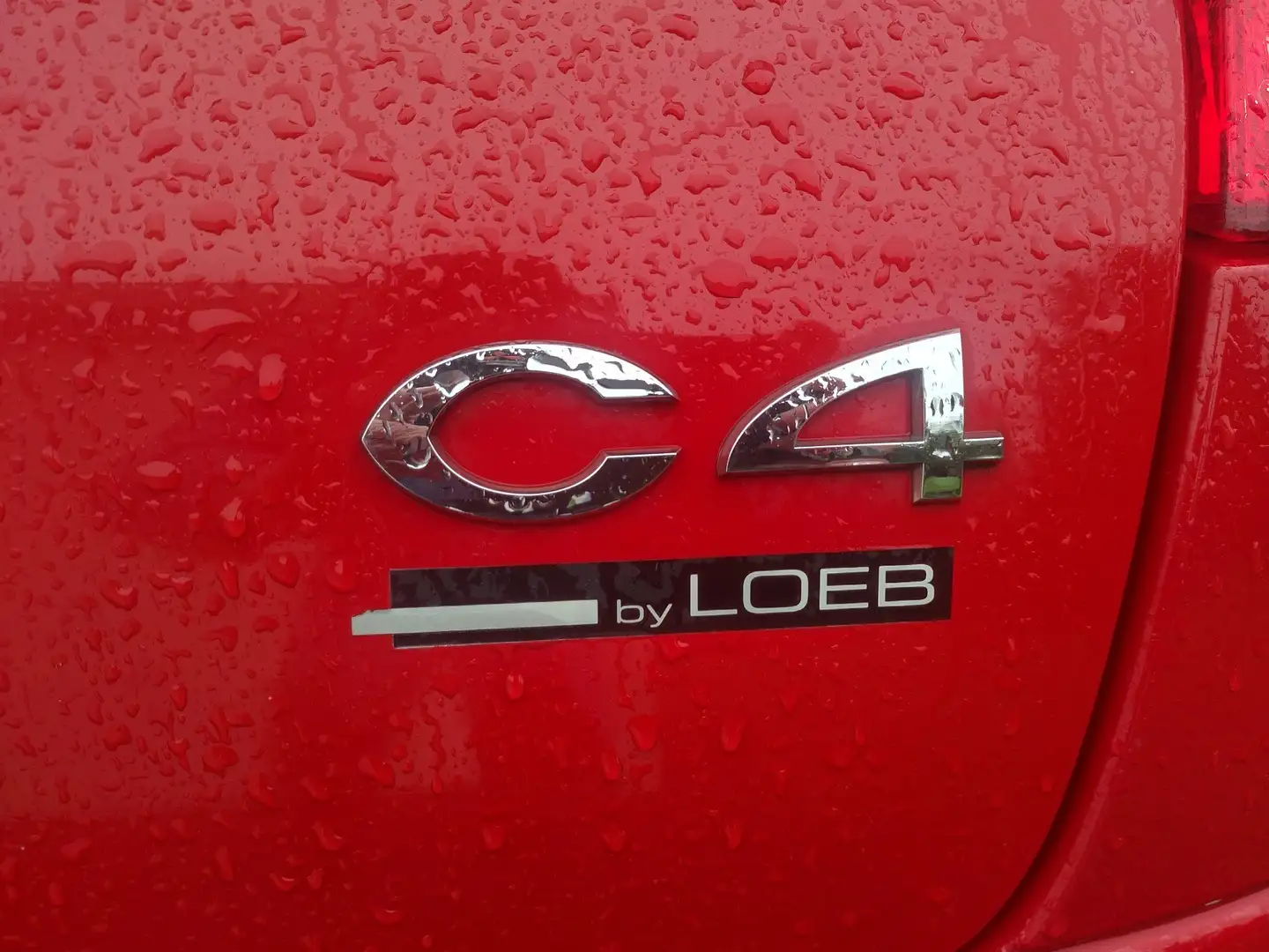 Citroen C4 Coupe 1.6 16V By Loeb Rouge - 1