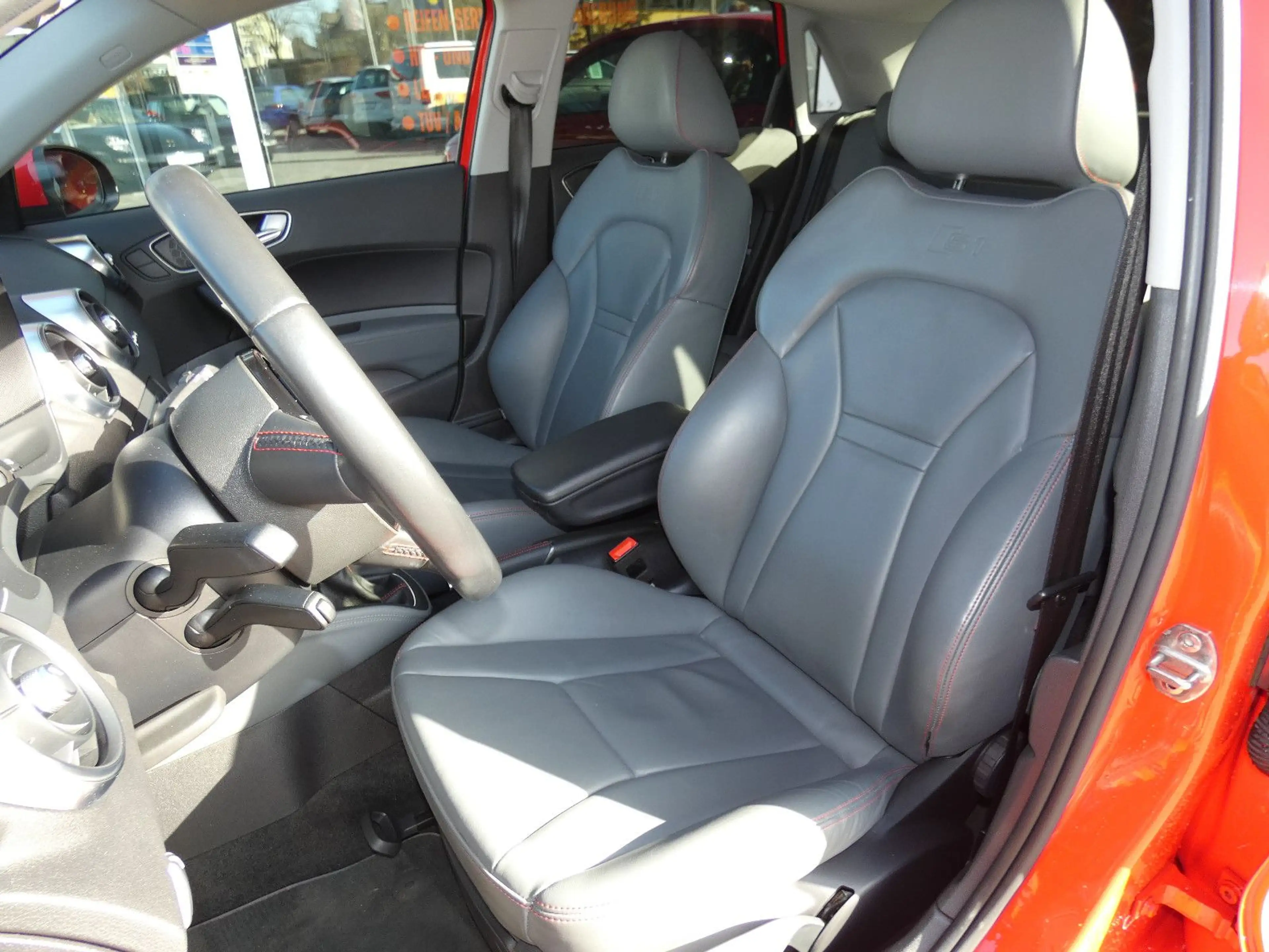 Audi S1 Sportback 2.0 TFSI quattro BOSE NAPPA NAVI — photo 11