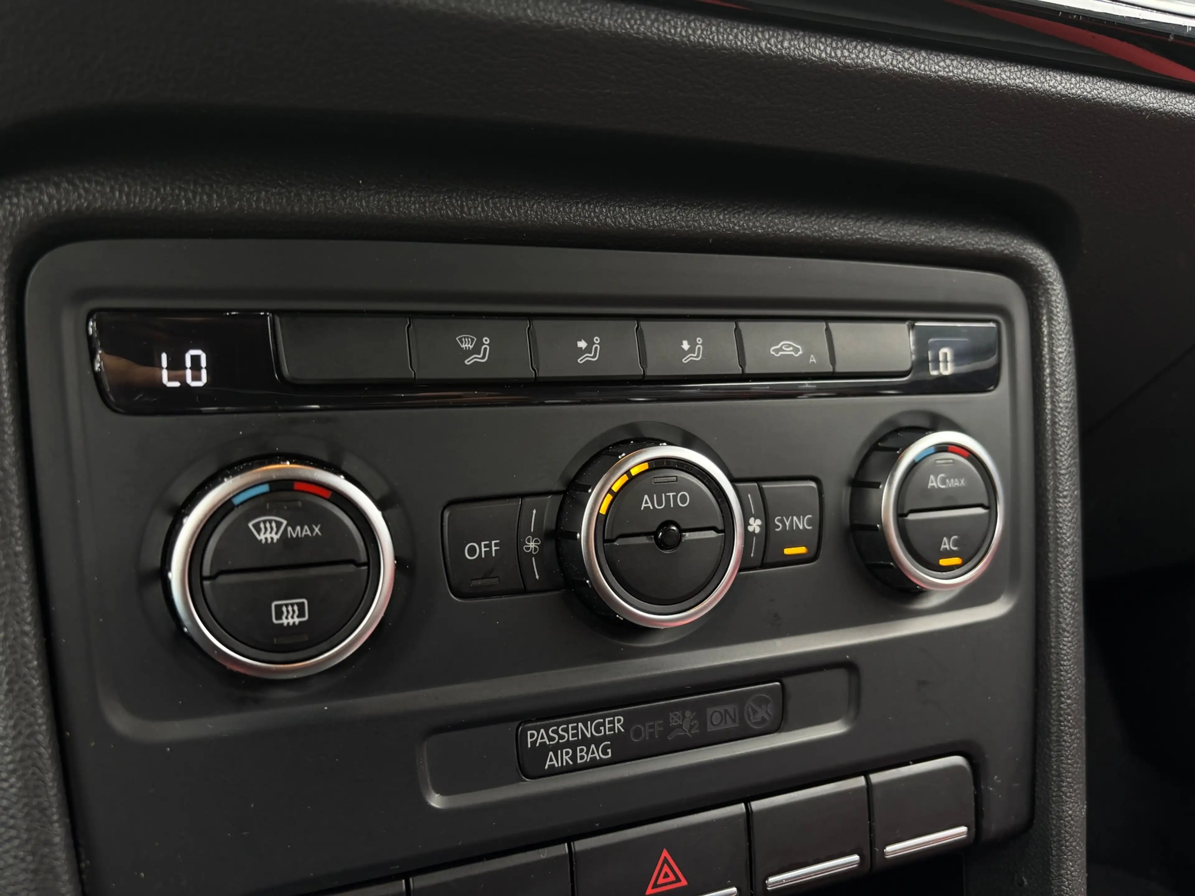 Volkswagen Beetle 1.2 TSI Design | Leder | Stoelverwarming | Fender — photo 11
