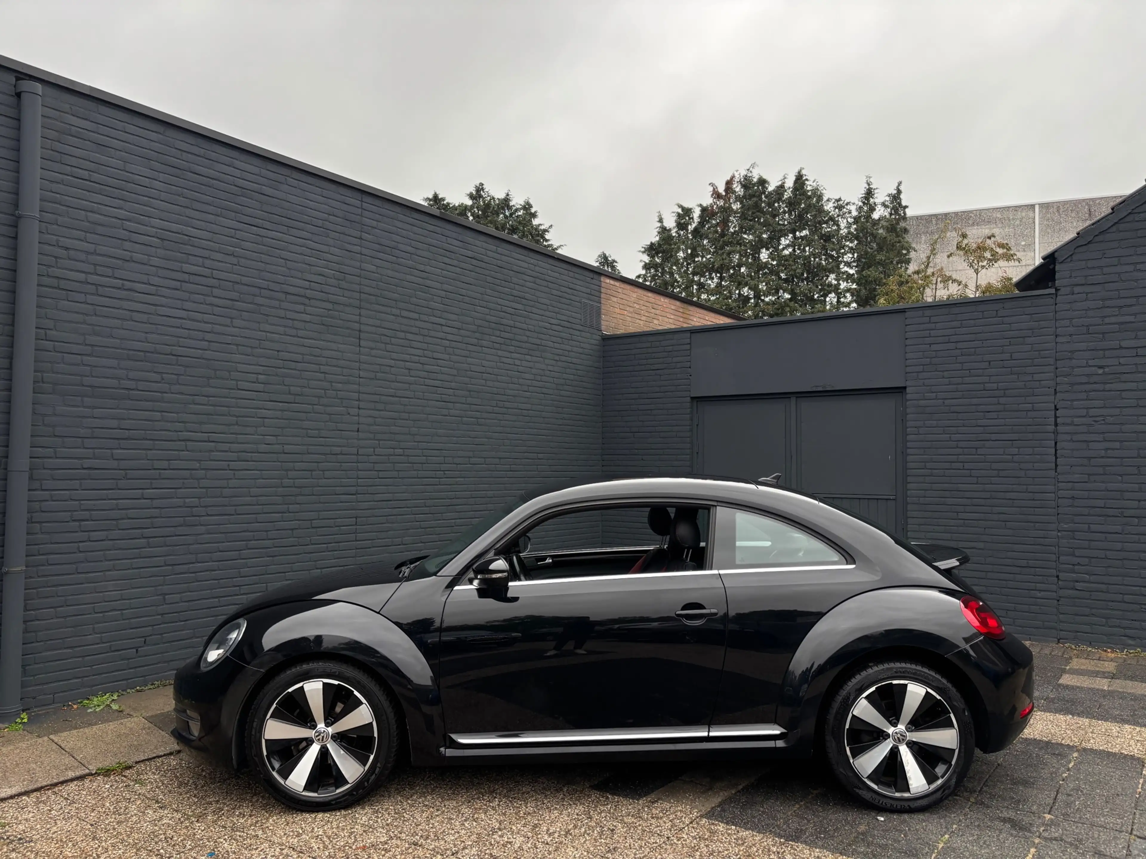 Volkswagen Beetle 1.2 TSI Design | Leder | Stoelverwarming | Fender — photo 2