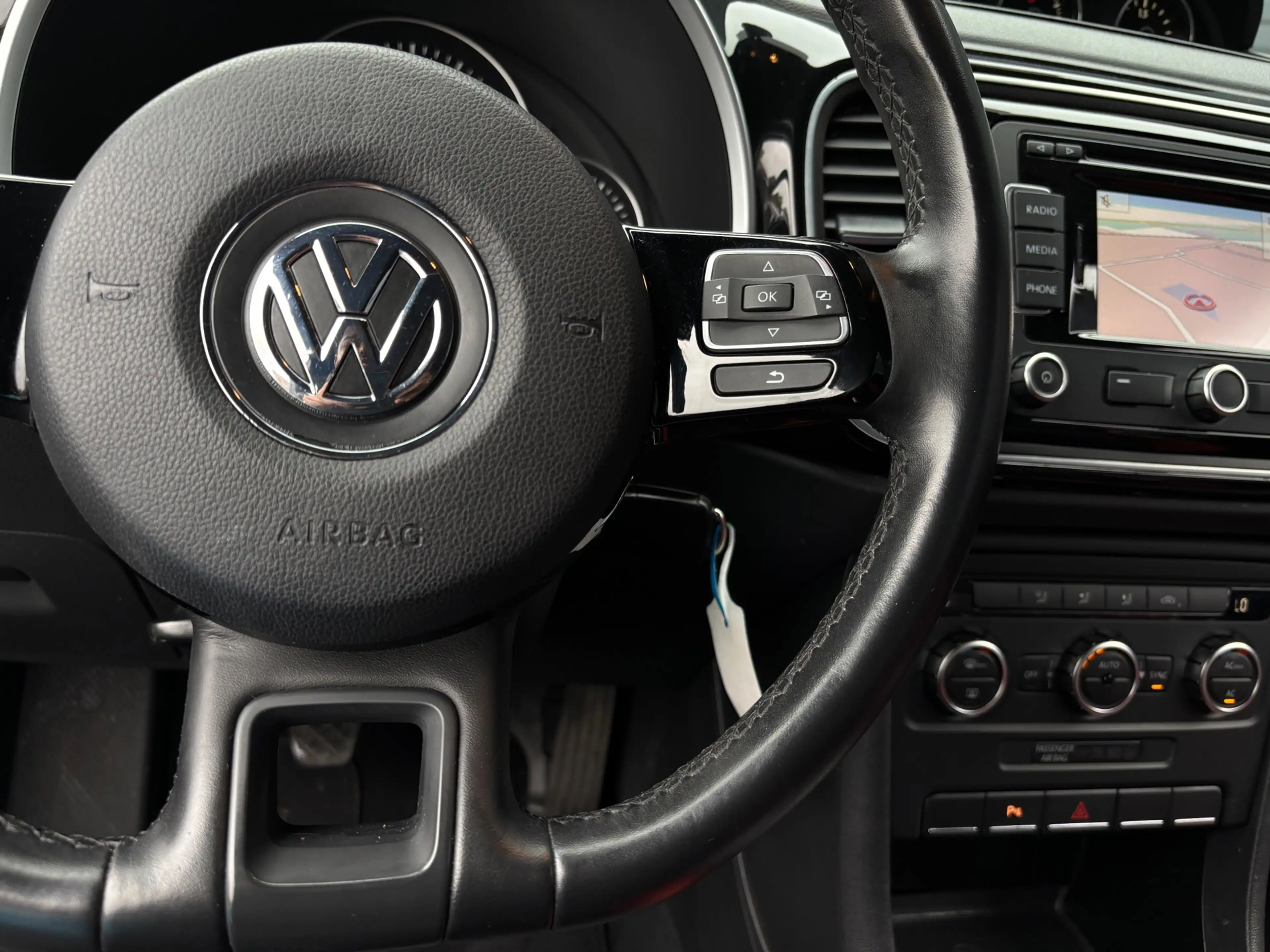 Volkswagen Beetle 1.2 TSI Design | Leder | Stoelverwarming | Fender — photo 14