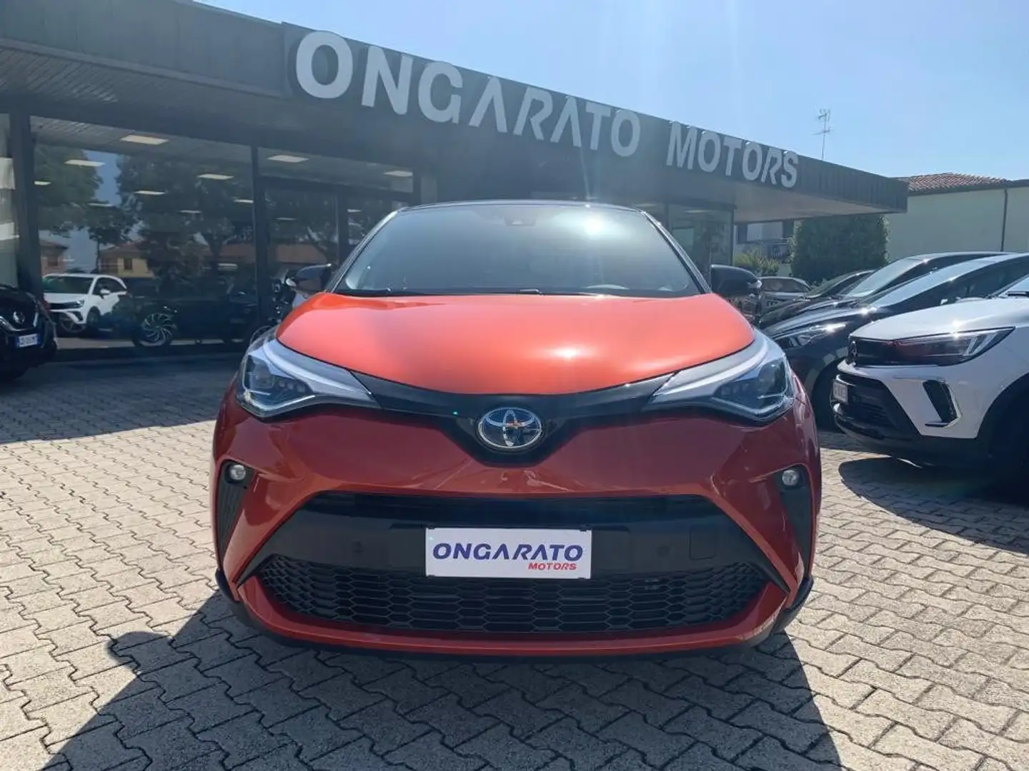 Toyota C-HR 2.0 Hybrid E-CVT Premiere Arancione - 2