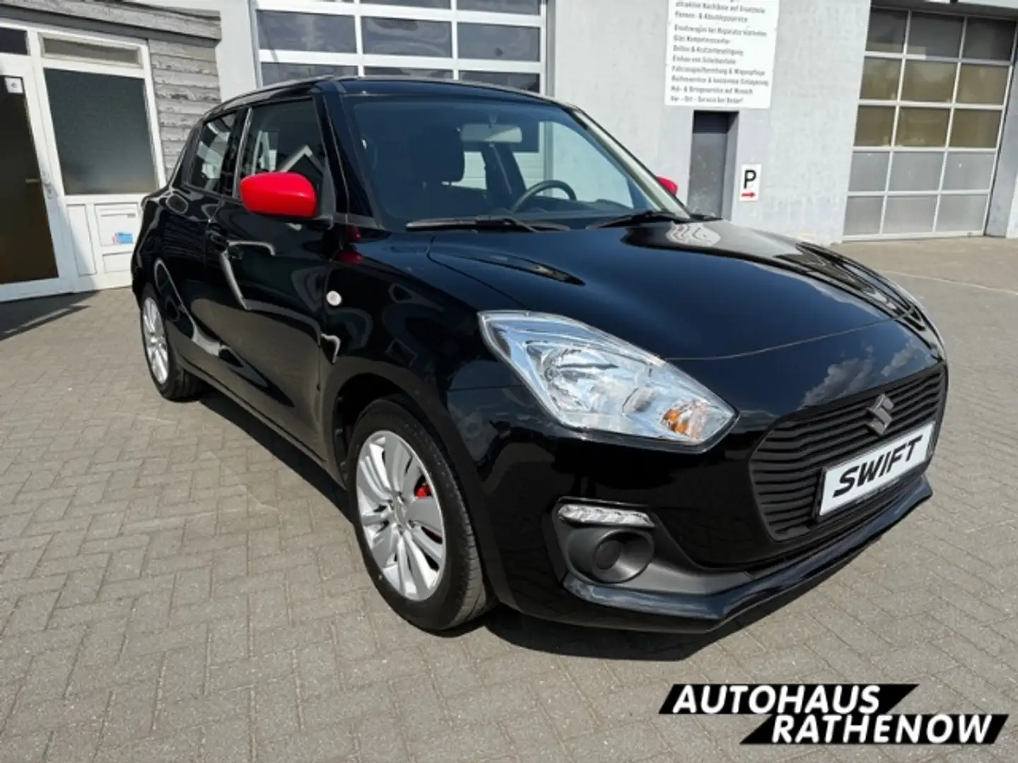 Suzuki Swift Club 1.2 Dualjet SHVS EU6d-T DAB Notbremsass. Tel. Schwarz - 1