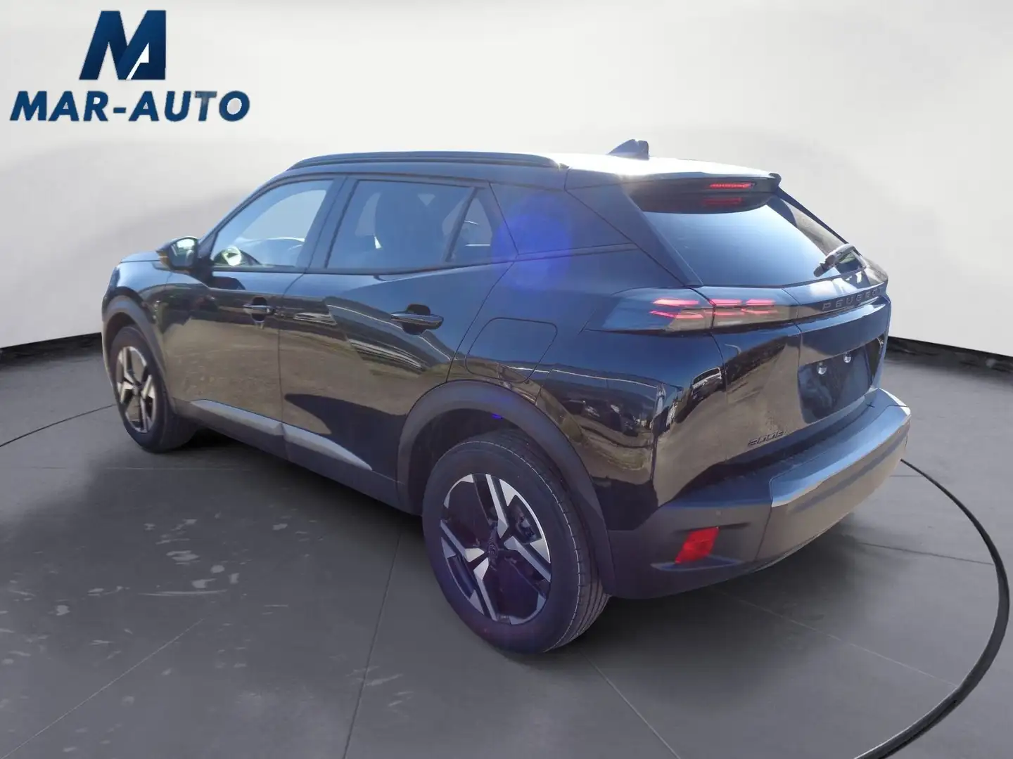 Peugeot 2008 2008 PureTech 100 S&S Allure Schwarz - 2