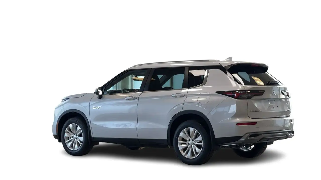 Mitsubishi Outlander снимка Mitsubishi Outlander