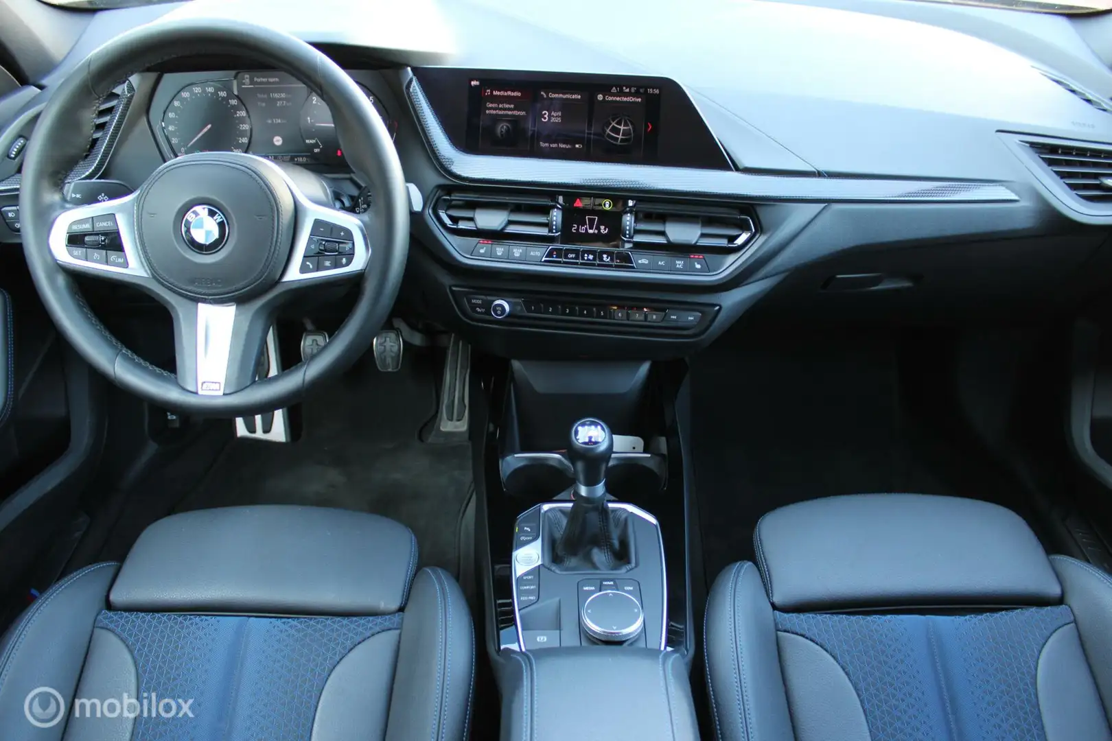 BMW 118 1-serie 118i M Sport High Executive, Sportstoelen, Schwarz - 2