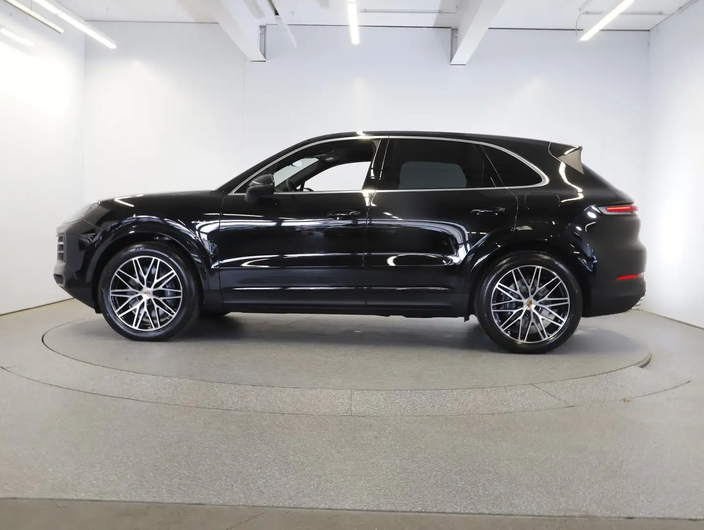Porsche Cayenne E-Hybrid Schwarz - 2