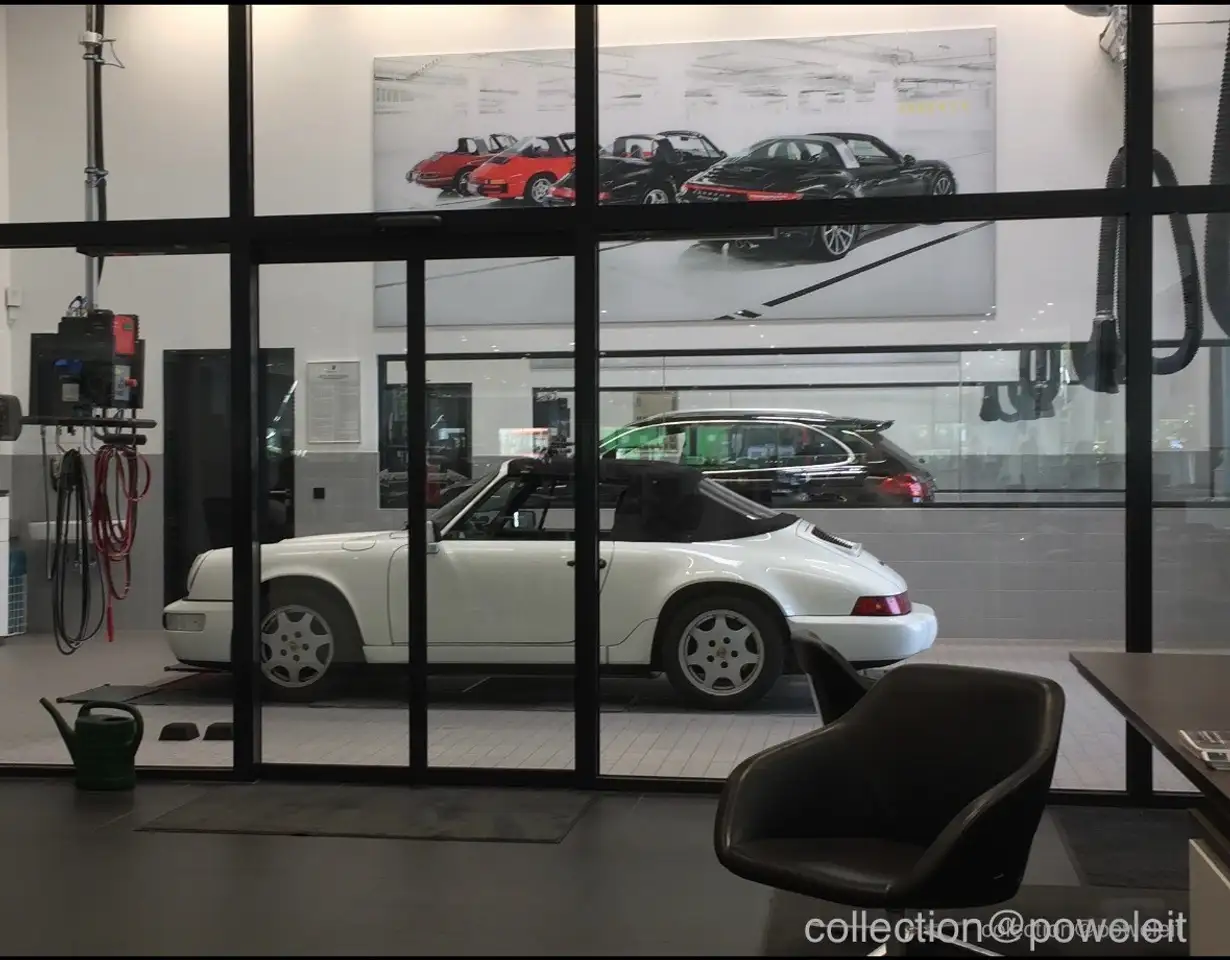 Porsche 964