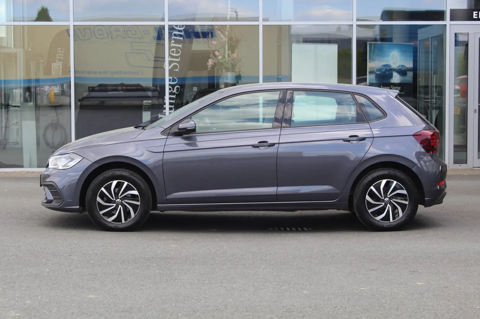 Volkswagen Polo Polo 1.0 TSI Life +LED+KAMERA+APPLE-CARPLAY+DAB+ Grau - 2