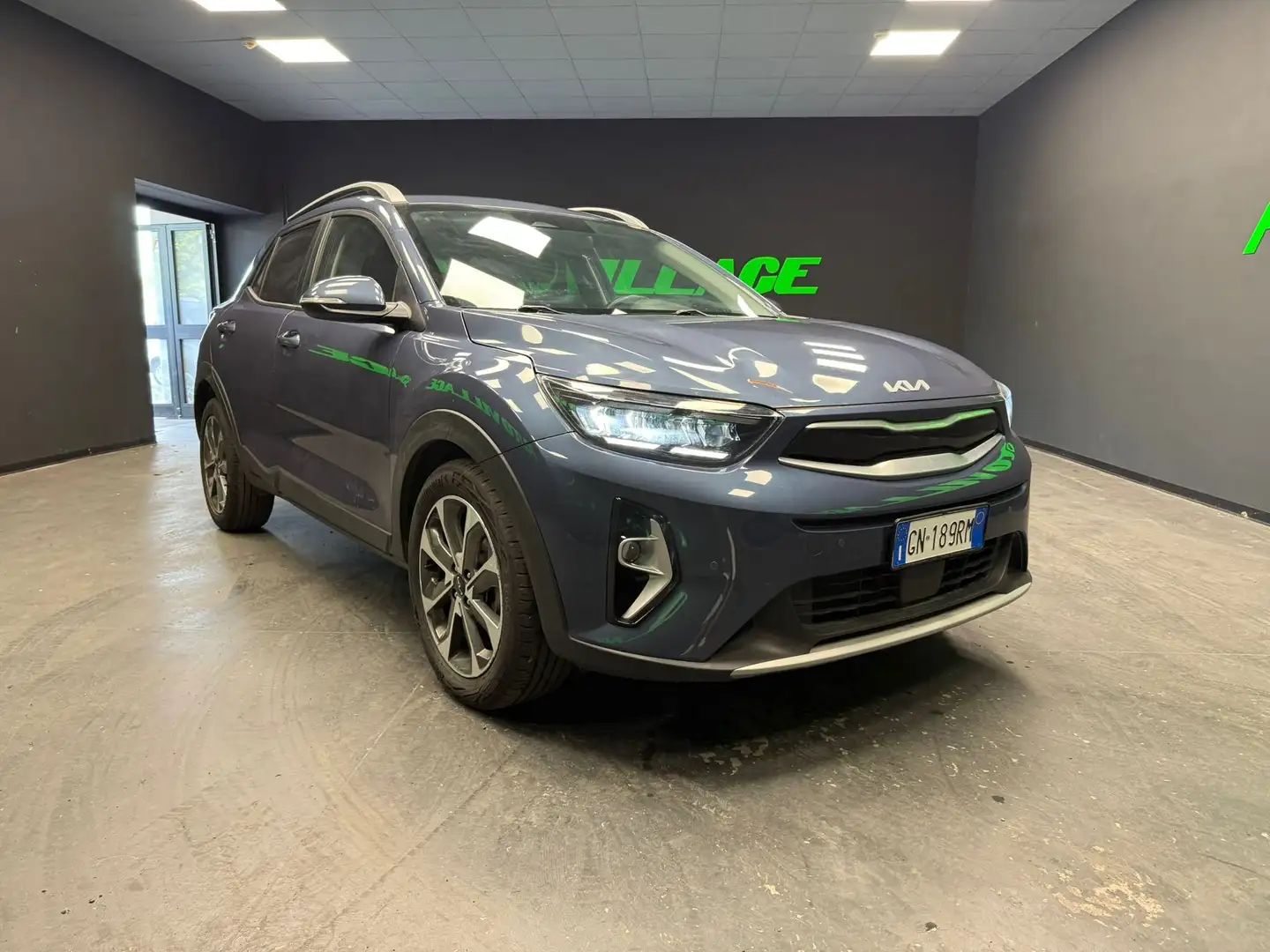 Kia Stonic 1.0 t-gdi mhev Style Pack 120cv dct Сірий - 1