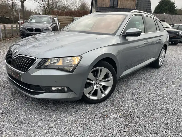 Skoda Superb Superb SW 1.8 TSI Ambition DSG Garantie