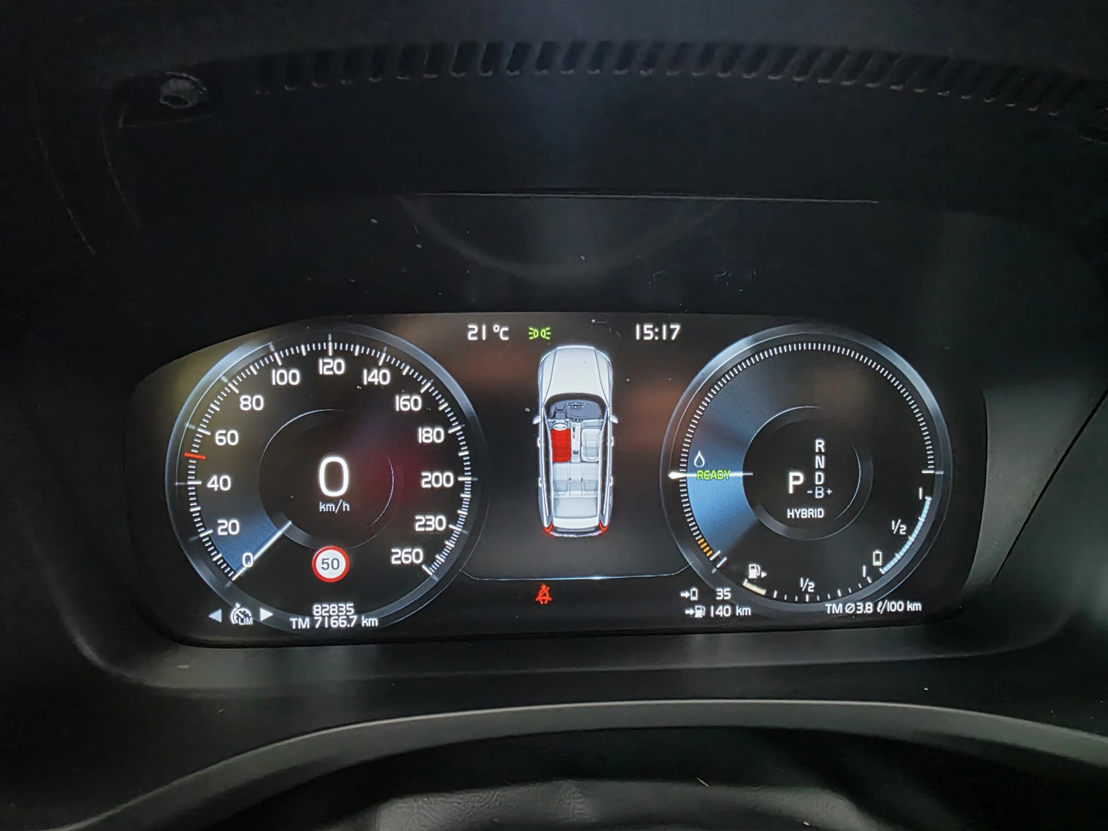 Volvo V60 2.0 T8 Twin Engine AWD R-Design — photo 23