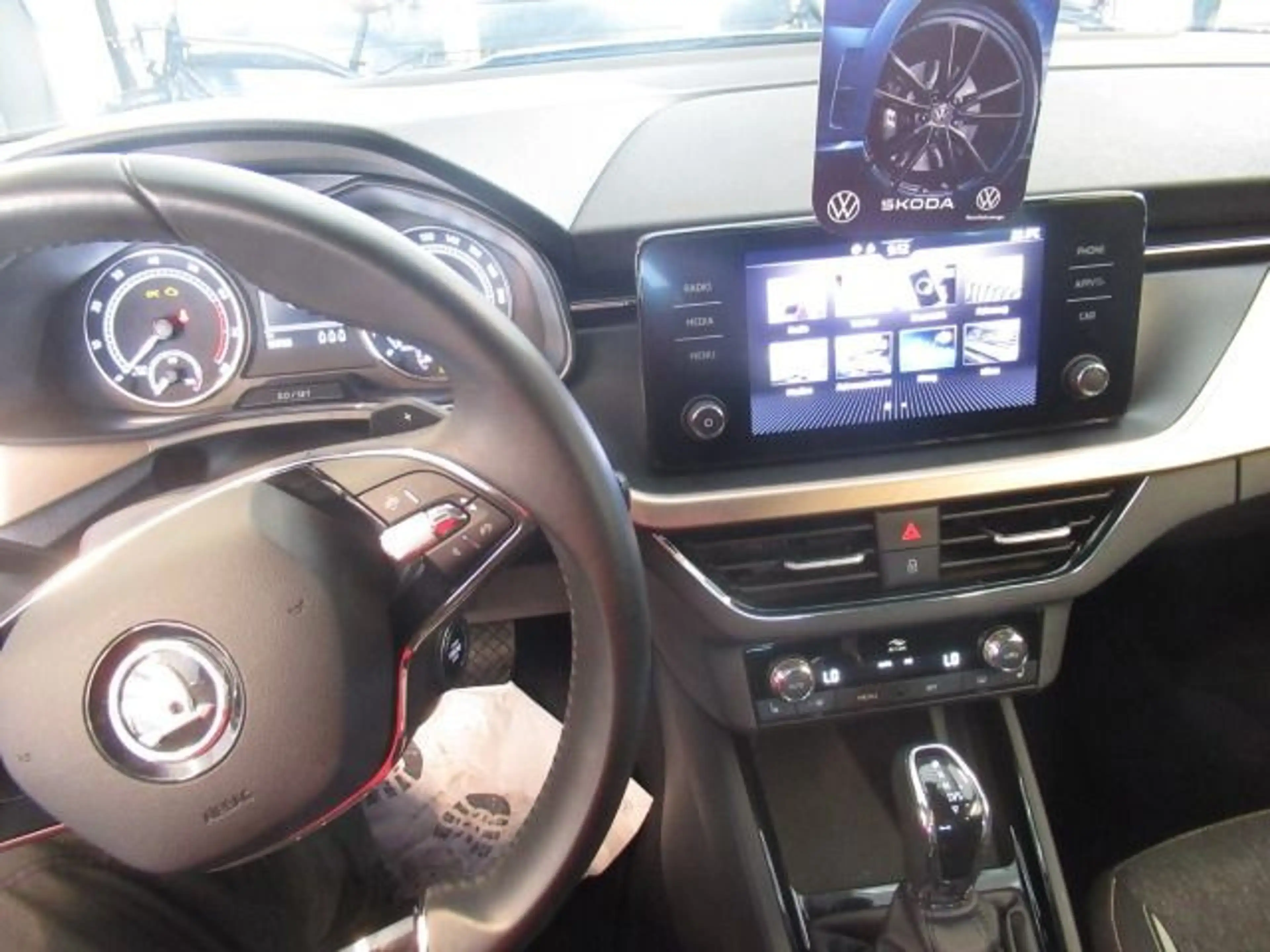Skoda Kamiq 1.5TSI DSG Style NAVI KAMERA LED — photo 5