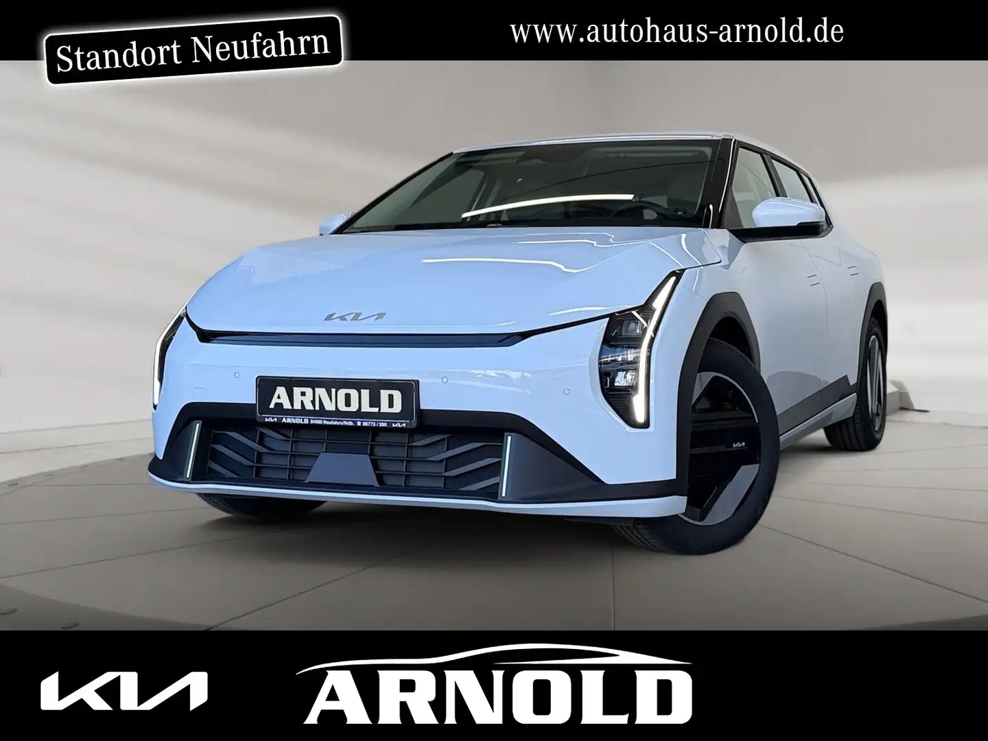 Kia EV4 EV4 81,4 kWh AIR WP Kamera Navi Abstandstemp LED Bílá - 1